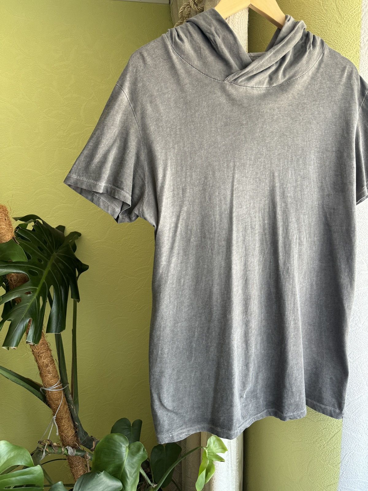 Vintage Vintage Stonewash Grey Hooded T-Shirt Avantgarde Owens Style Size US M / EU 48-50 / 2 - 4 Thumbnail