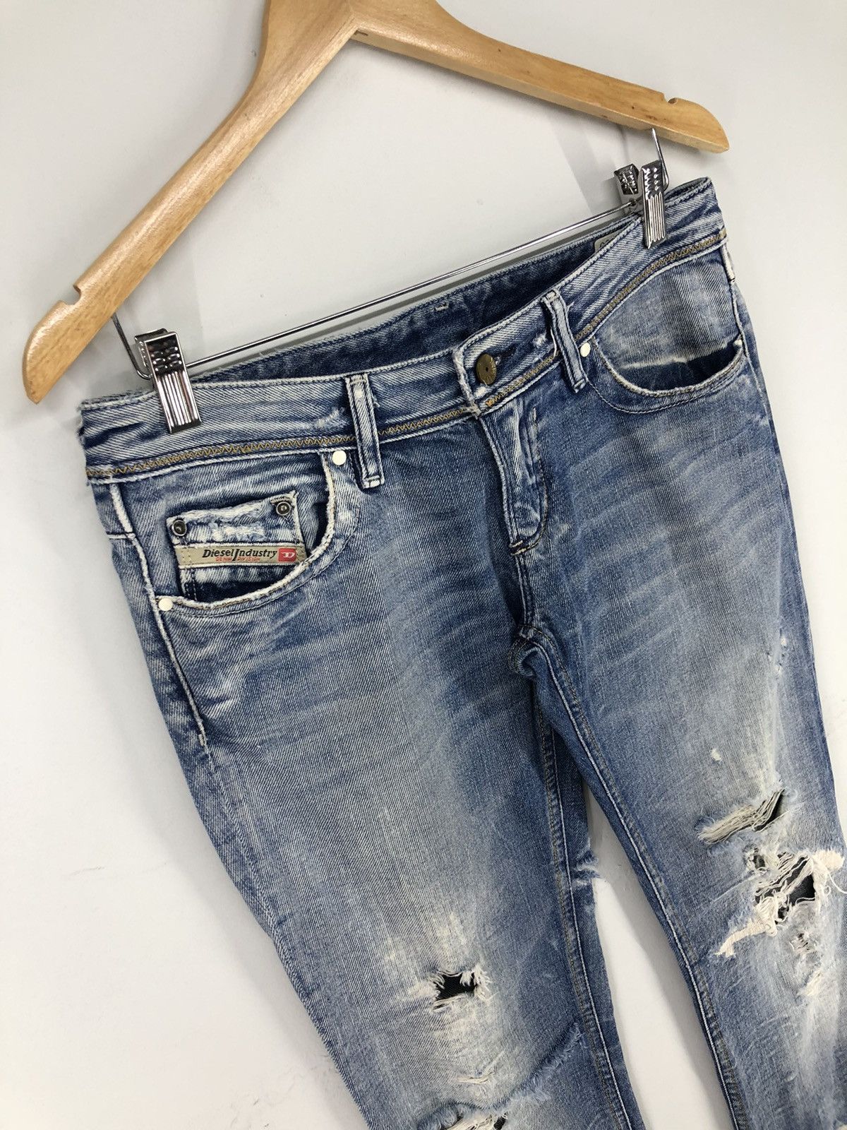 Diesel Vintage Diesel Lowky Distressed Faded Blue Jeans Size 29" - 3 Thumbnail