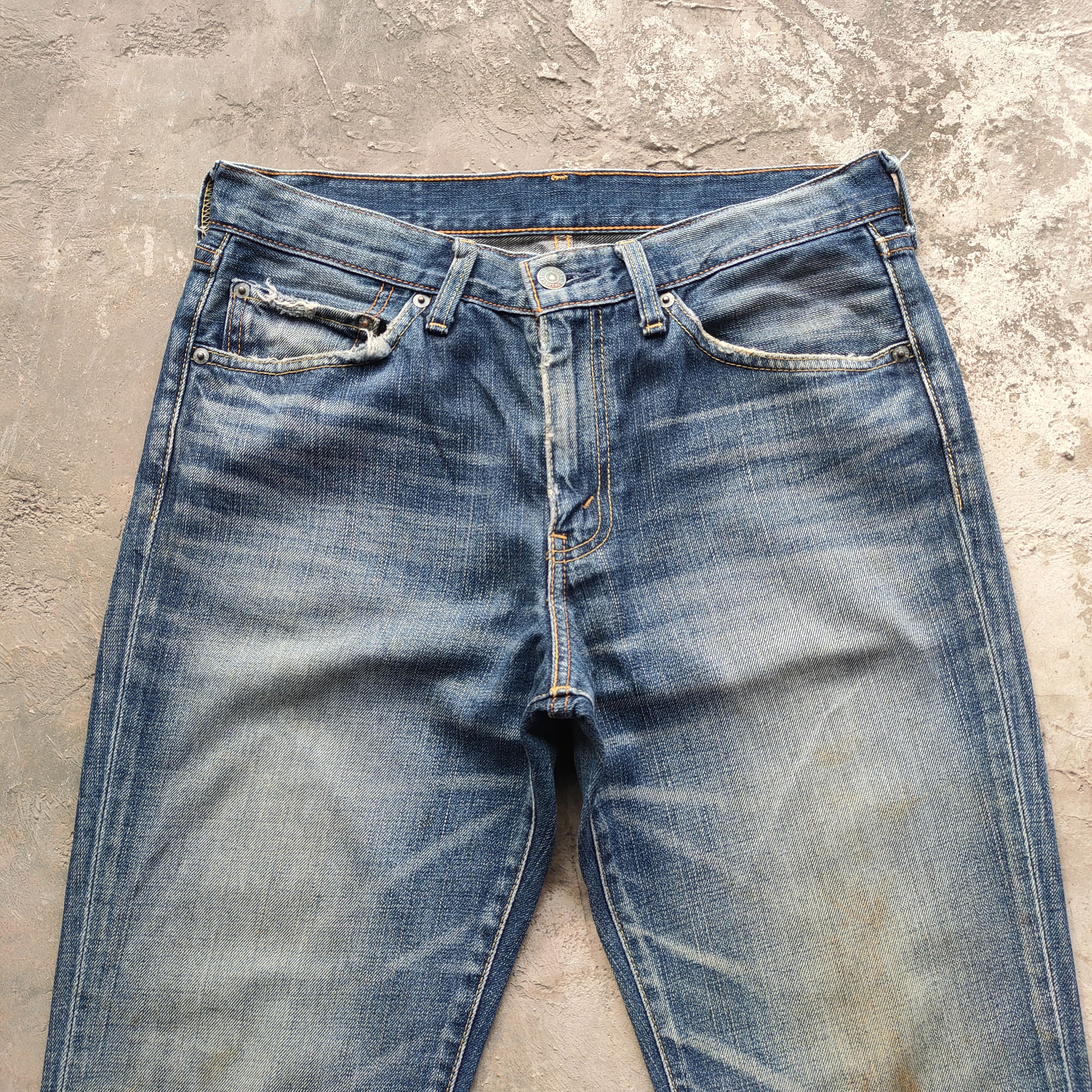 Levi's Vintage Clothing VINTAGE LEVI'S 517 RUSTY FLARE DISTRESSED FADED JEANS PANTS Size US 31 - 3 Thumbnail