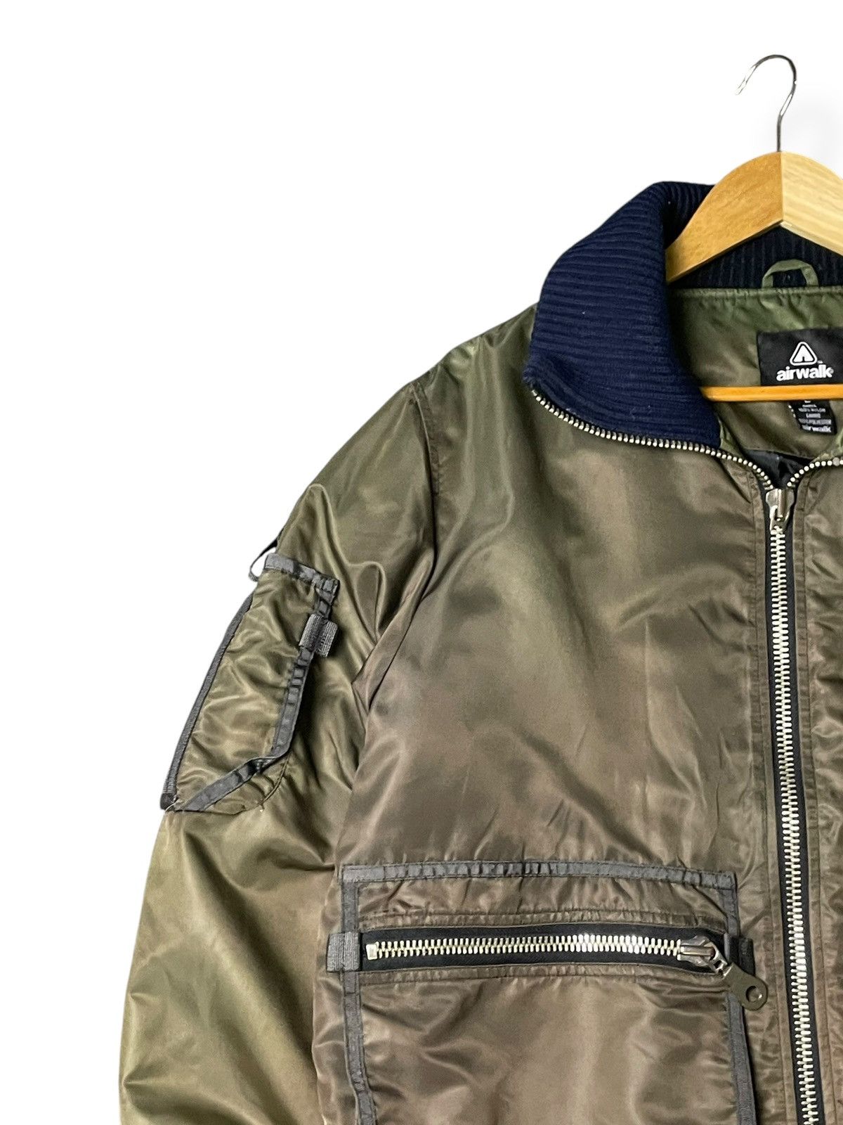 Airwalk × Japanese Brand Airwalk Multipocket Bomber Jacket (54) Size US L / EU 52-54 / 3 - 7 Thumbnail