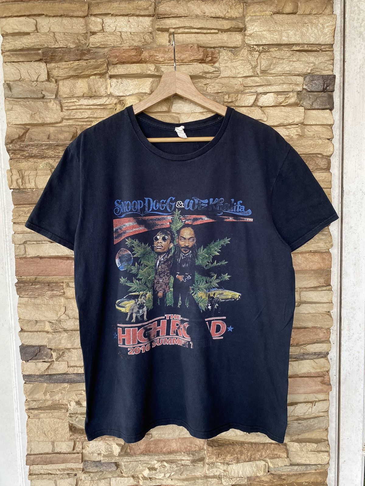 Vintage Rare Vintage Snoop Dogg & Wiz Khalifa Weed Concert Rap Tees Size US L / EU 52-54 / 3 - 1 Thumbnail
