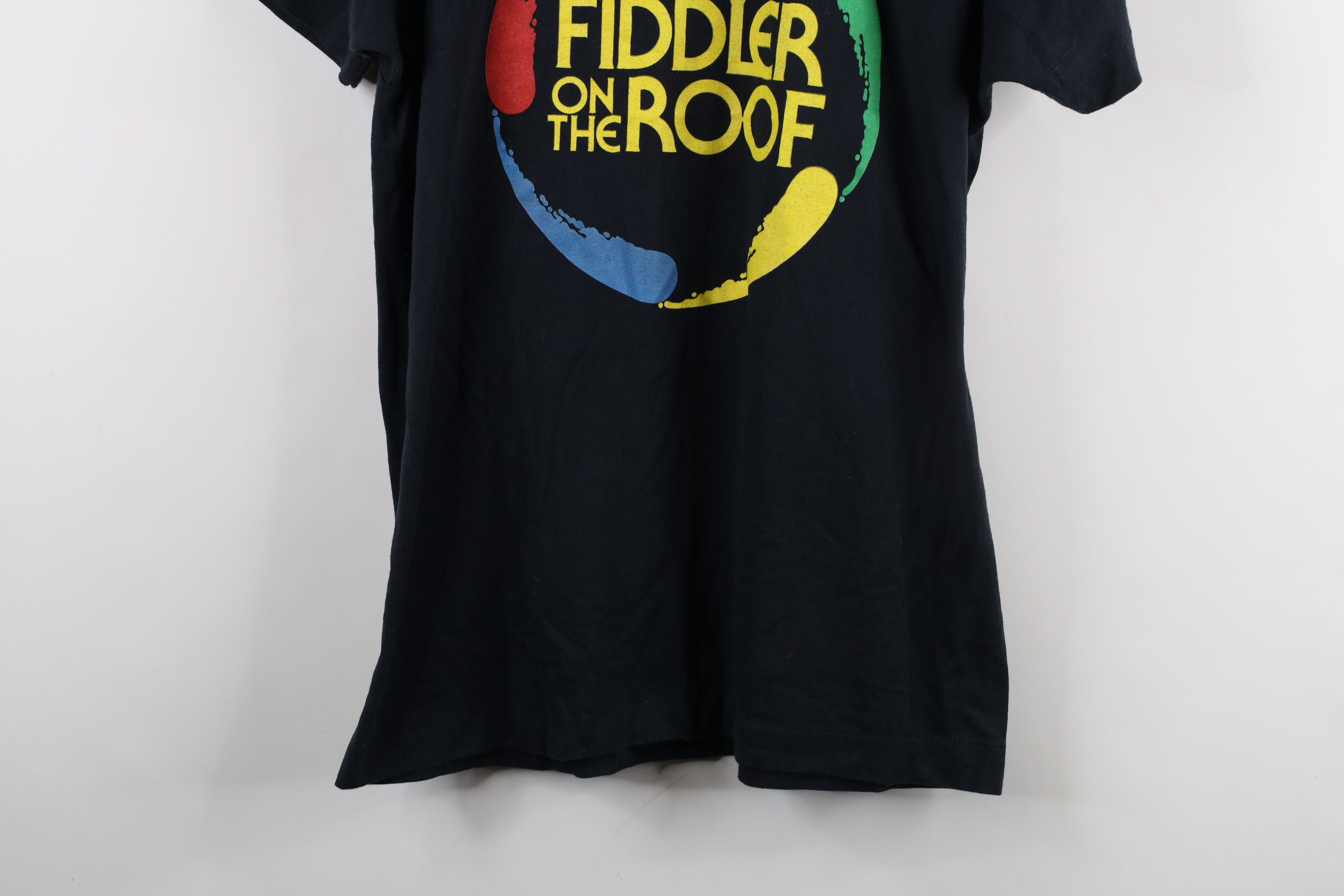 Vintage Vintage 80s Spell Out Play Fiddler On The Roof T-Shirt USA Size L / US 10 / IT 46 - 3 Thumbnail