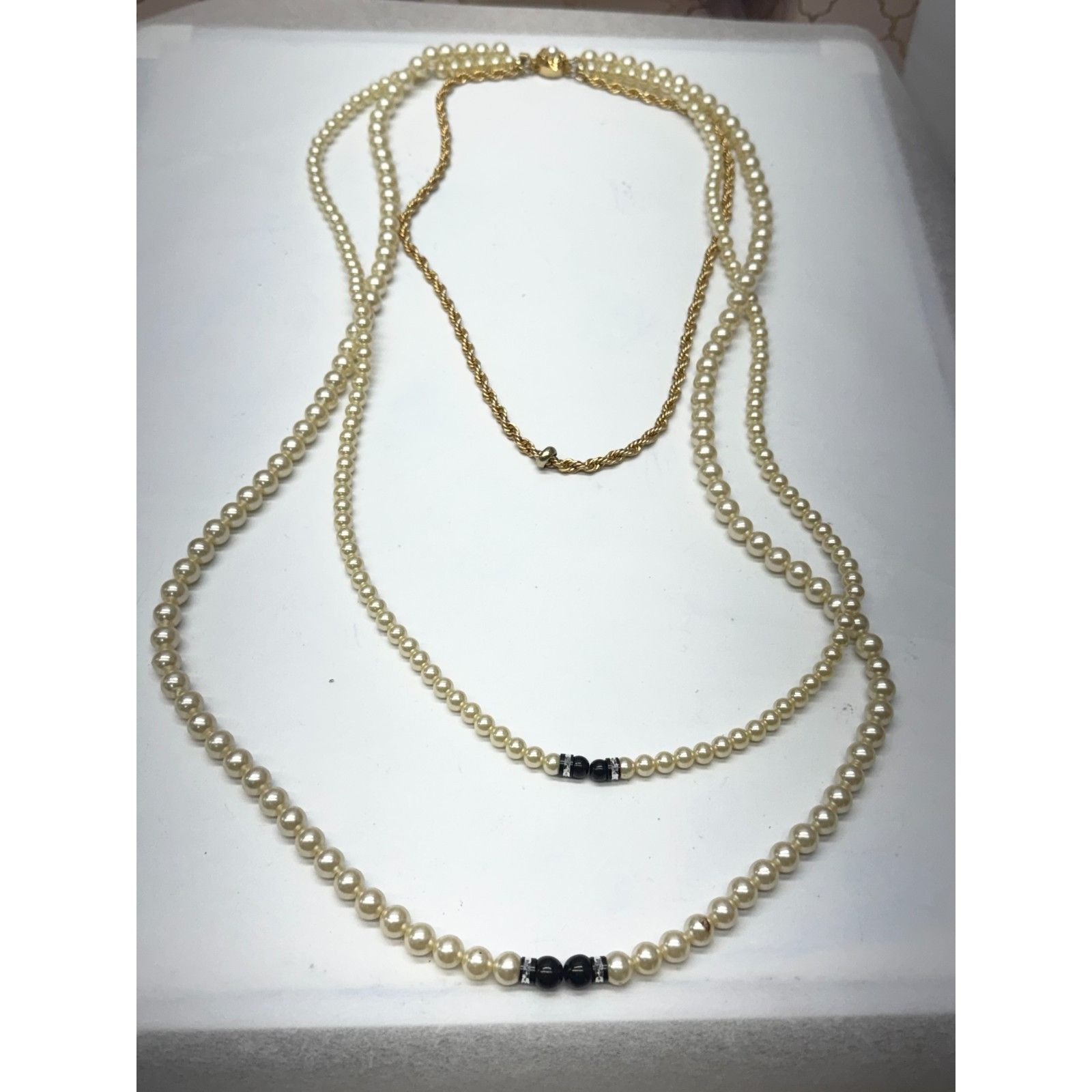 Vintage Vintage three strand beaded pearl chain necklace Size ONE SIZE - 3 Thumbnail