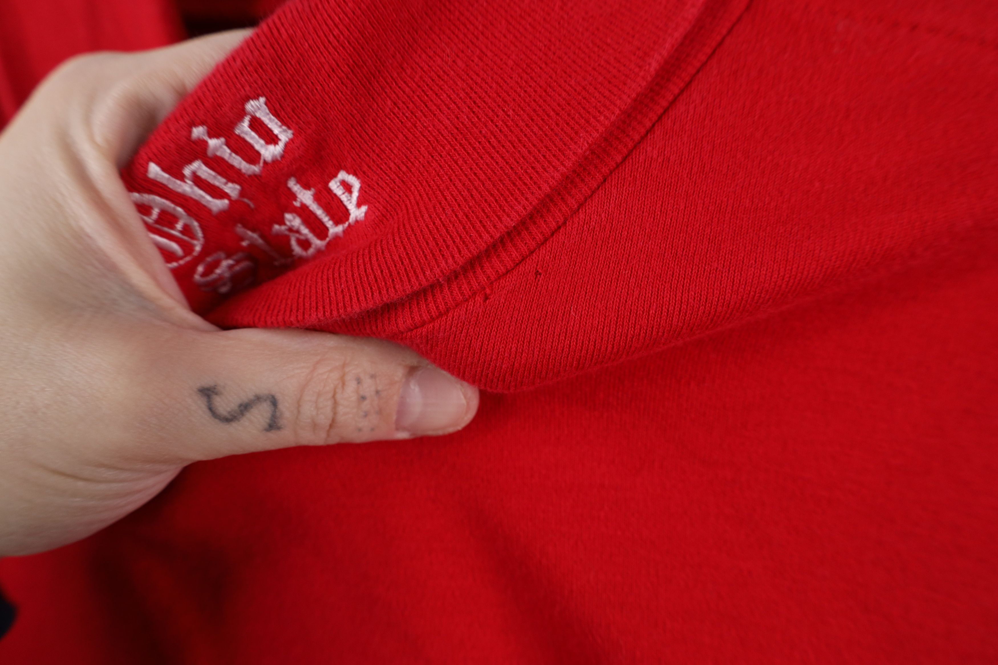 Vintage Vintage 90s Ohio State University Turtleneck T-Shirt Red USA Size US XL / EU 56 / 4 - 5 Thumbnail
