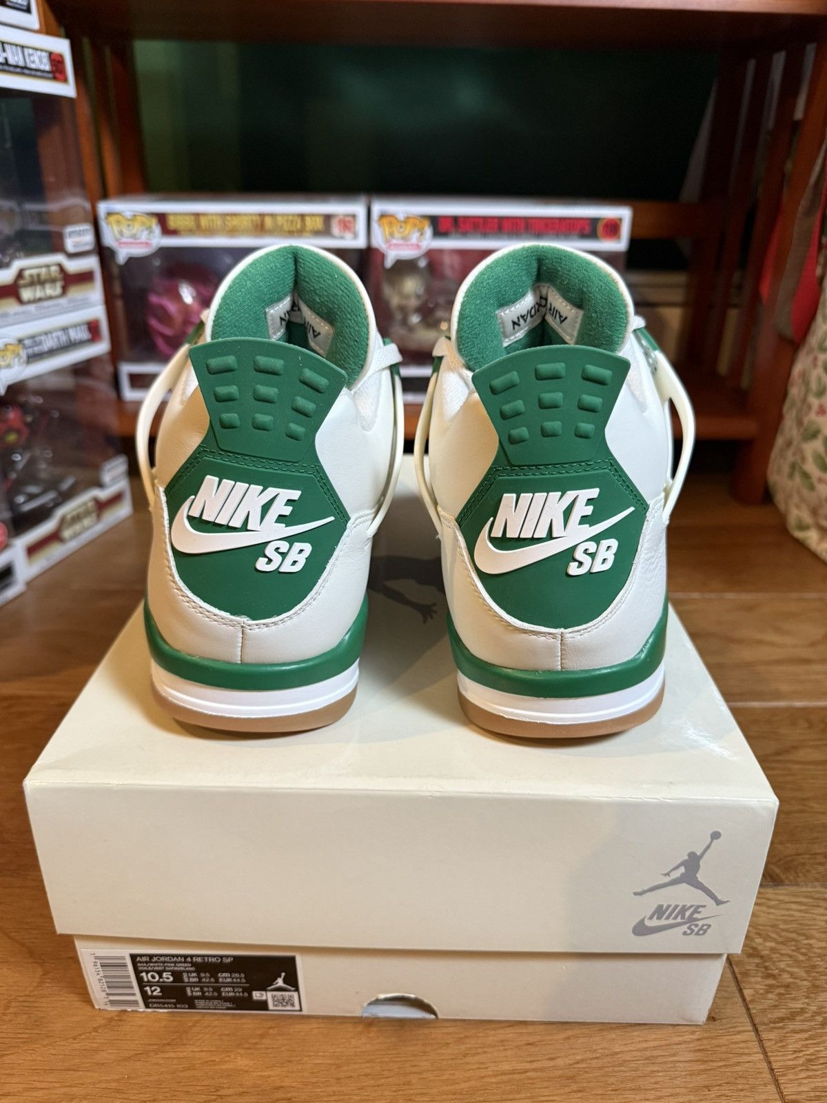 Jordan Brand Jordan 4 Retro SB “Pine Green” Size US 10.5 / EU 43-44 - 6 Thumbnail