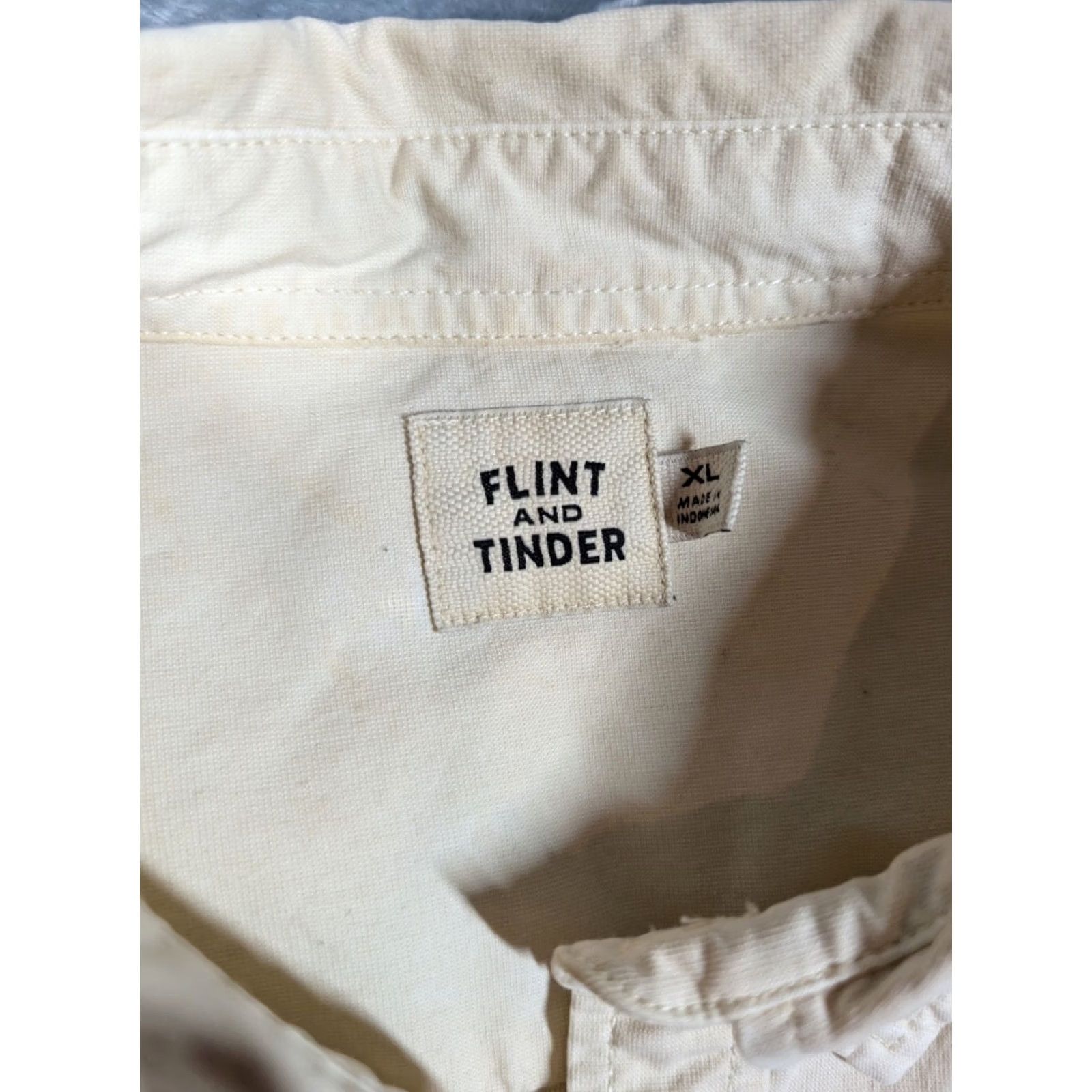 Flint And Tinder Flint And Tinder Button Down Shirt Men's XL Beige Cotton Pocket Button-Down Collar Long Sleeve Regular Fit 47 in Chest Solid Vintage: No Size US XL / EU 56 / 4 - 2 Thumbnail