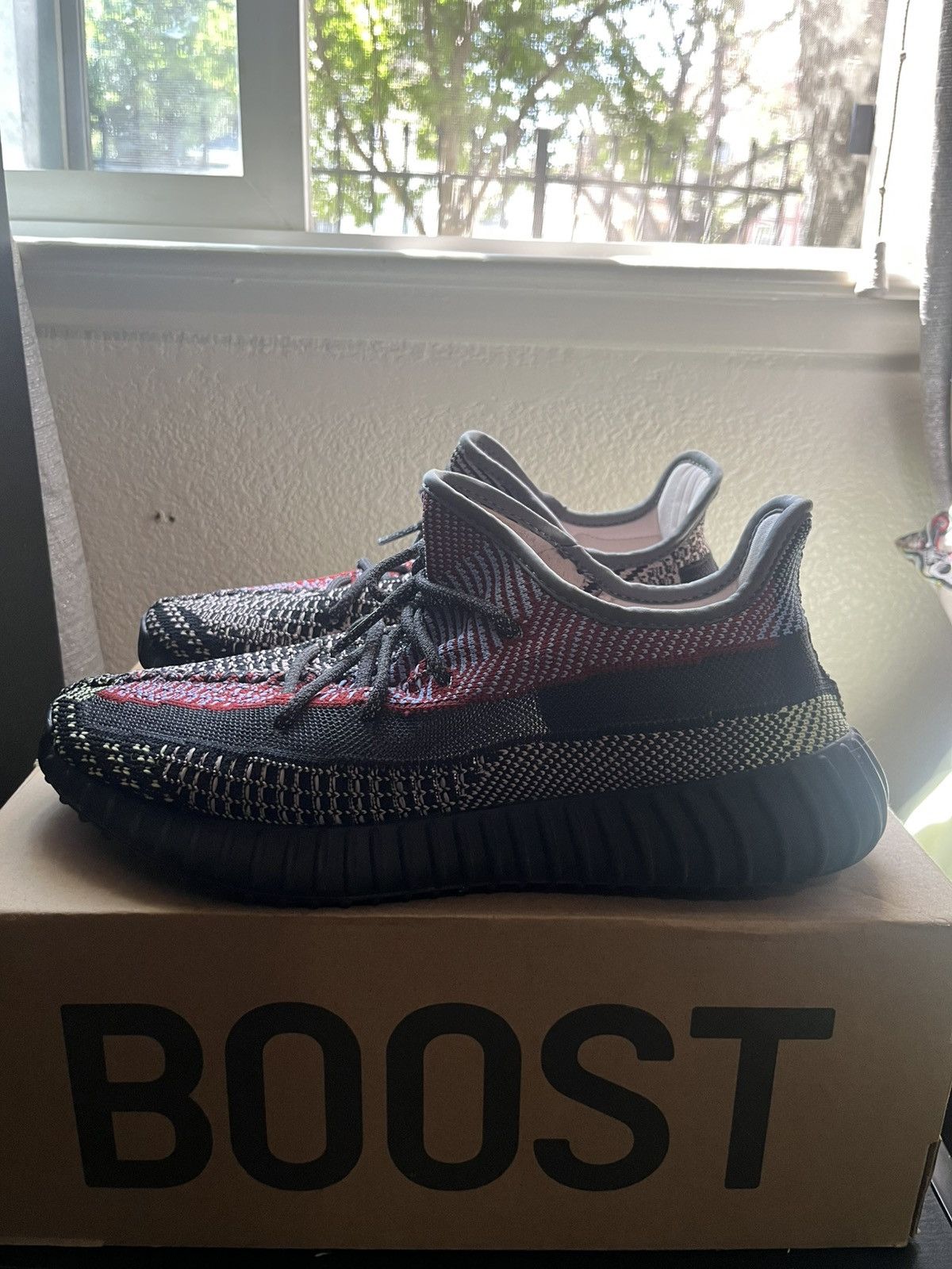 Yeezy adidas Yeezy Boost 350 V2 Yecheil Size 10 Size US 10 / EU 43 - 2 Thumbnail