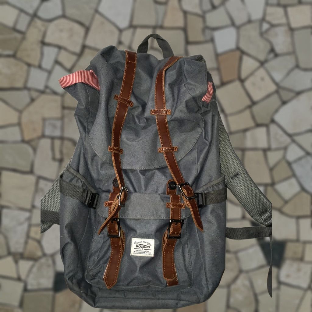 Vogue VINTAGE KAUKKO Back Pack Striped Canvas Lined Large Gray/Red Men Bag Backpack Mens Sizes: Large Size ONE SIZE - 1 Thumbnail