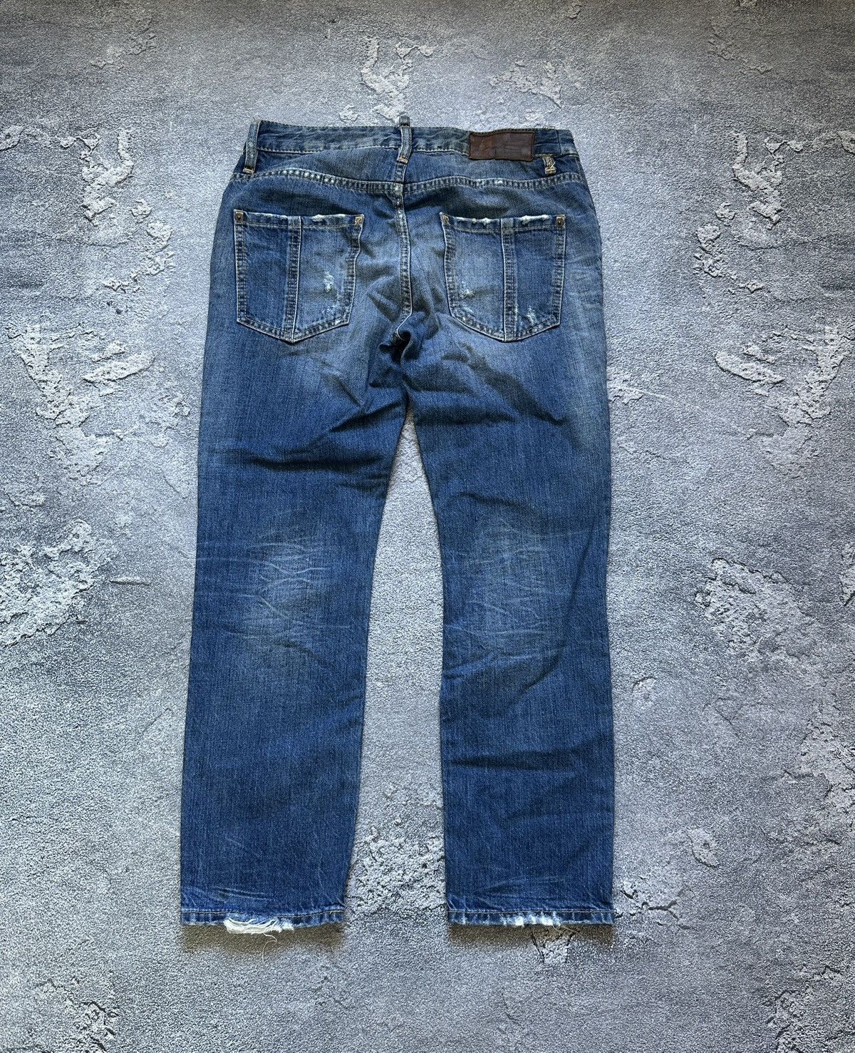 Dsquared2 Dsquared2 Women’s Low Rise Cropped Distressed Jeans Size 27 Size 27" / US 4 / IT 40 - 2 Thumbnail