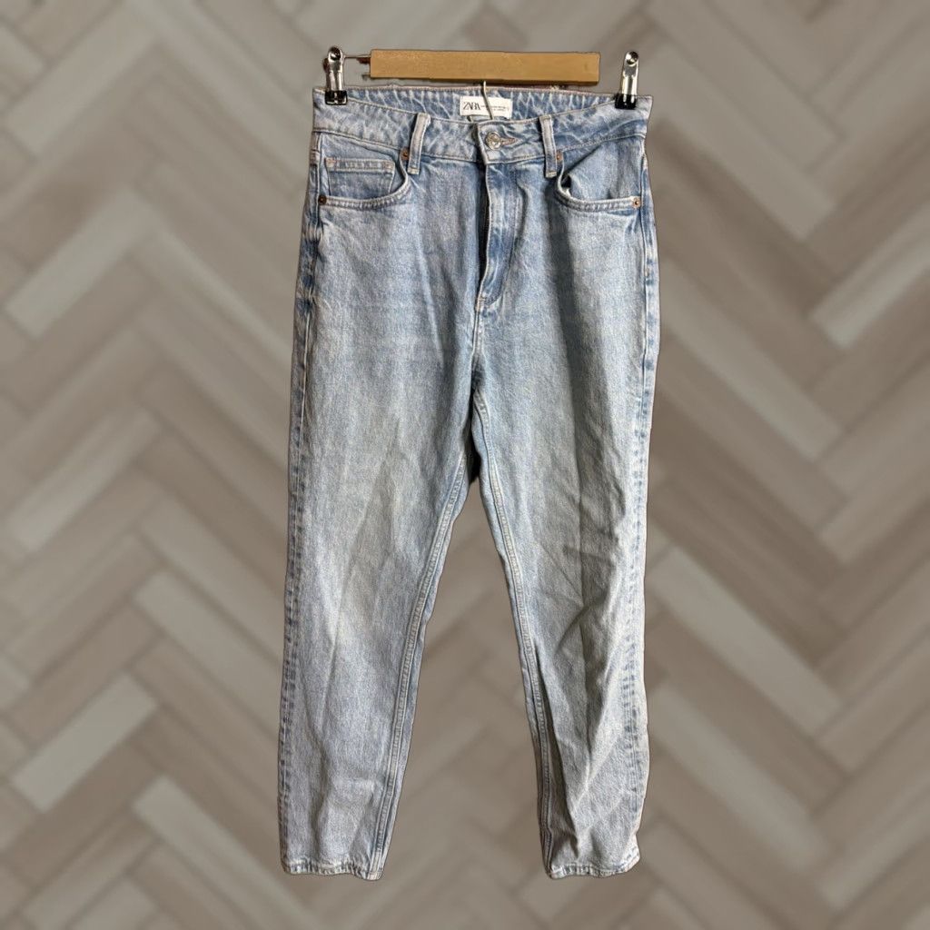 Zara ZARA Women's Jeans Size 4 Light Wash High Rise Relaxed Straight Leg Denim 5-Pocket Distressed Blue Size 27" / US 4 / IT 40 - 1 Thumbnail