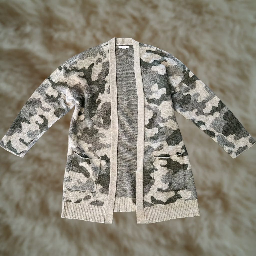 American Eagle Outfitters American Eagle Women’s Open Front Cardigan Size M Camo Cozy Pockets Sweater Knit Fall Autumn Womens Regular"} Size M / US 6-8 / IT 42-44 - 1 Thumbnail