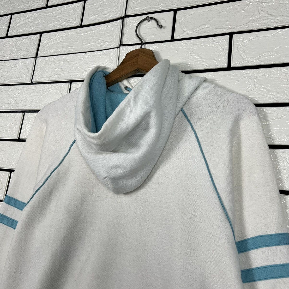 Vintage 1982 SEATTLE Future City Graphic Pullover Hoodies #3987-C181 Size US L / EU 52-54 / 3 - 16 Thumbnail