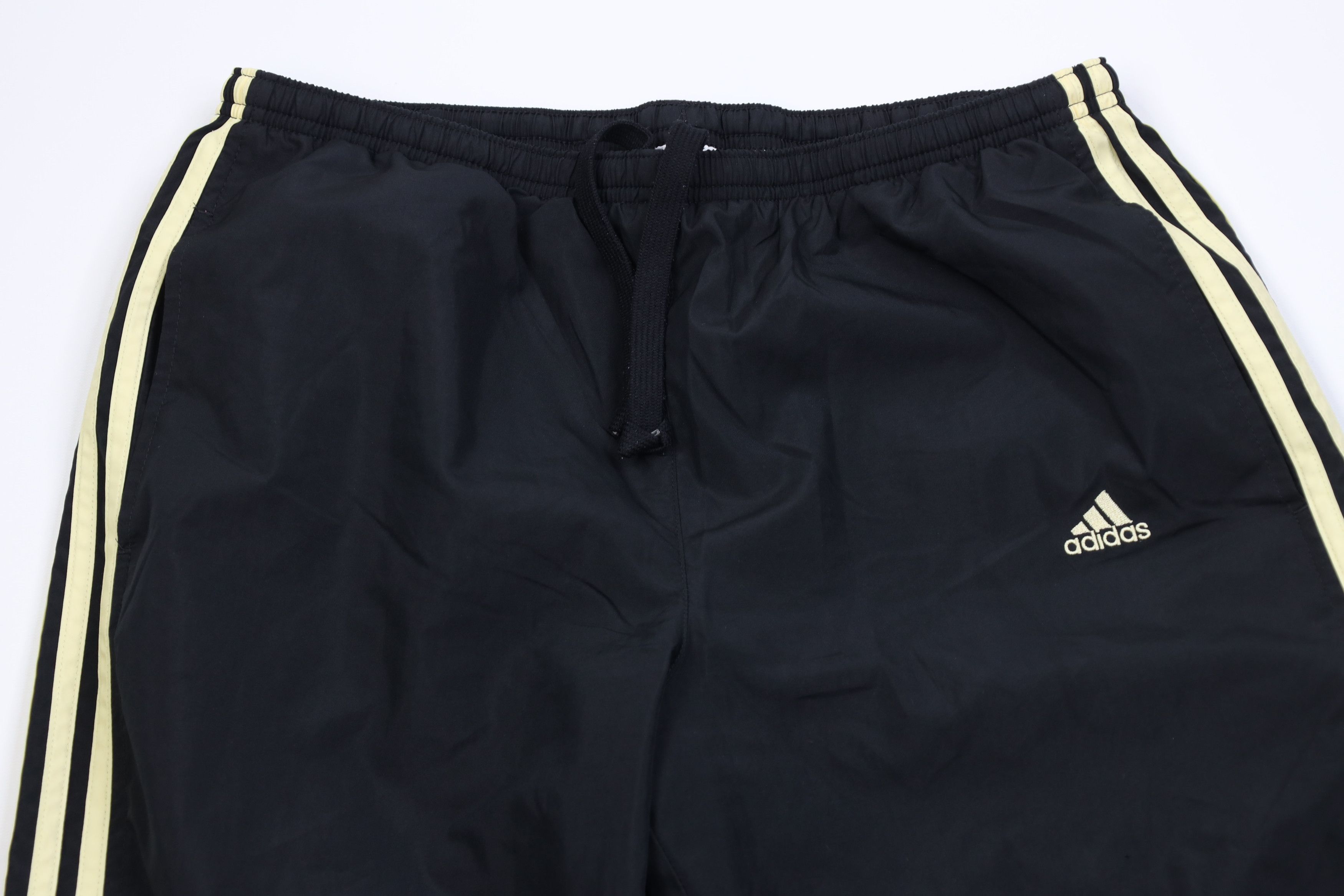 Adidas Vintage Y2K Adidas Striped Lined Wide Leg Windbreaker Pants Size 30" / US 8 / IT 44 - 2 Thumbnail