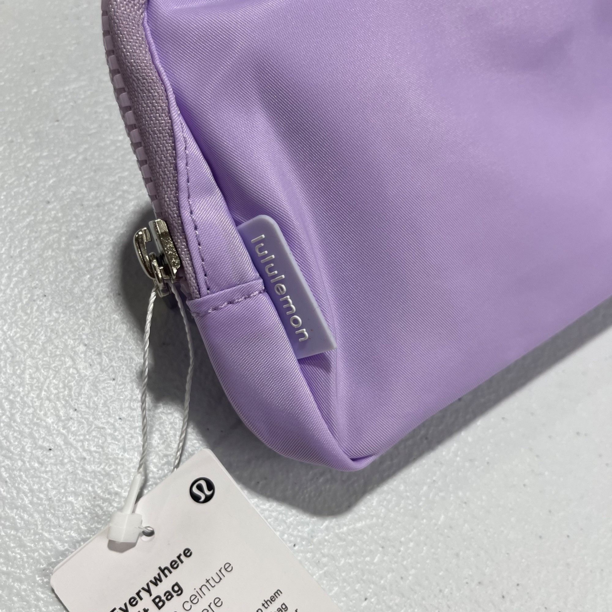 Lululemon NWT LULULEMON EVERYWHERE BELT BAG 1L -LILAC Size ONE SIZE - 3 Thumbnail