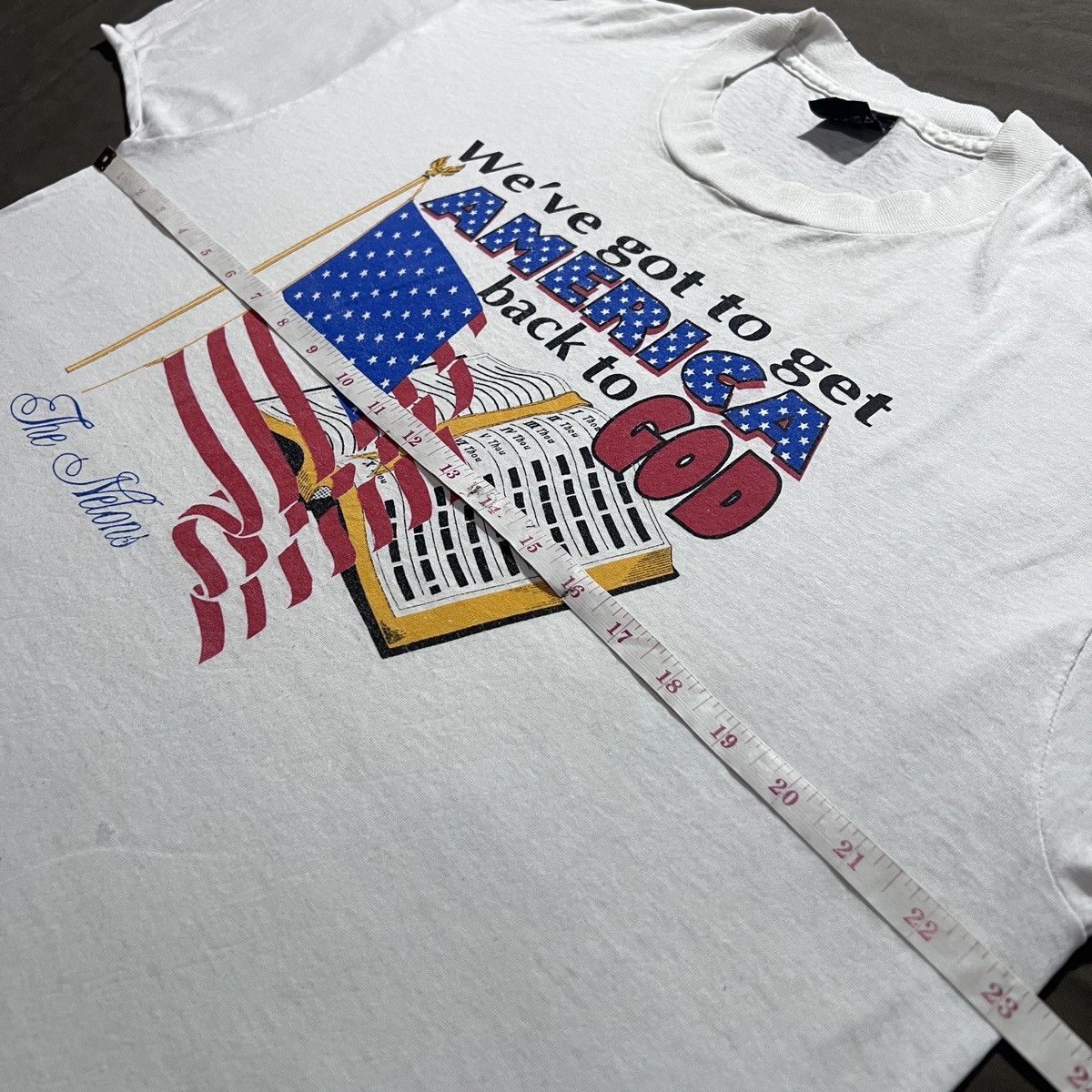 Vintage VTG 90s AMERICA back to GOD The Nelons Holy Bible Graphic Size US XL / EU 56 / 4 - 9 Thumbnail