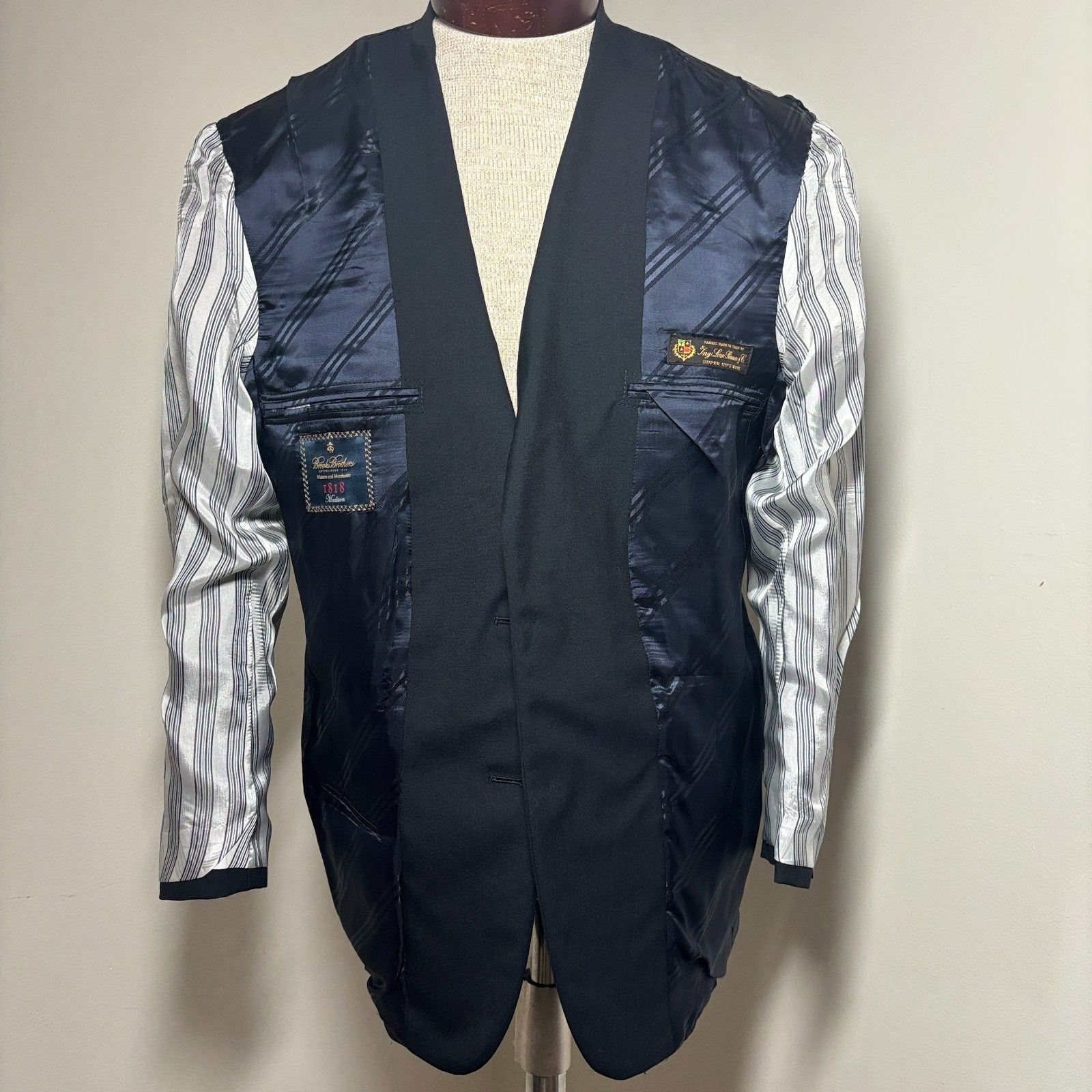 Brooks Brothers Brooks Brothers Madison Loro Piana Men’s Blazer Gold Logo Bt Size 40S - 2 Thumbnail