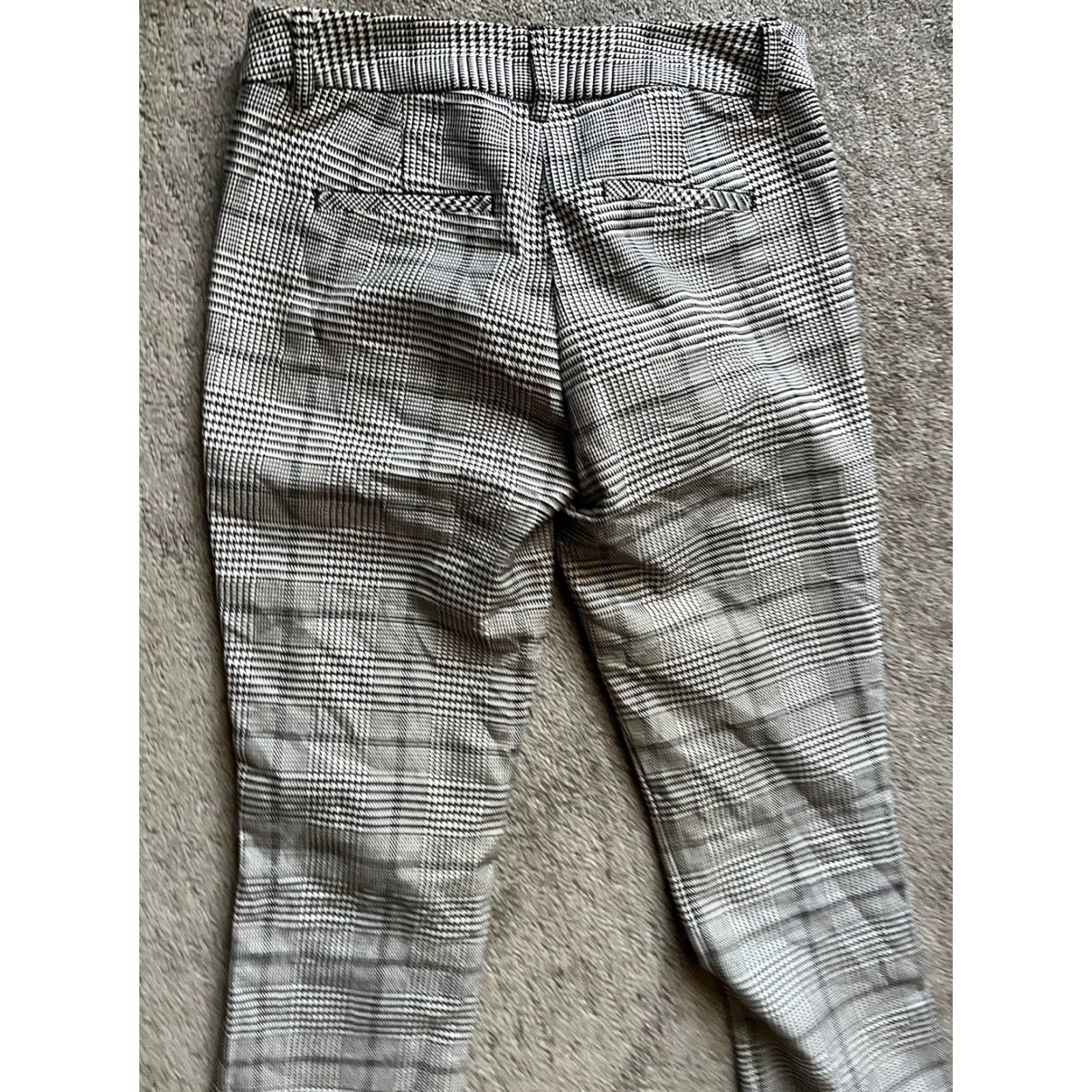 Express Express Columnist Pants Womens 00R Black White Ankle Flat Front Distressed Flaw Size 24" / US 00 / IT 34 - 4 Thumbnail