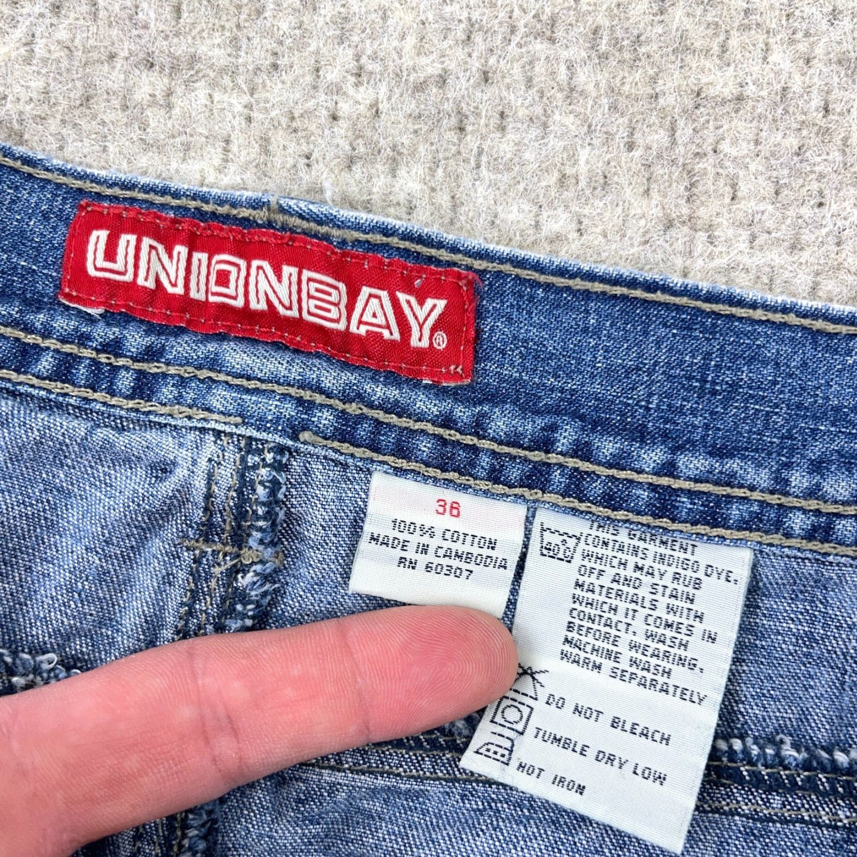 Vintage VINTAGE Unionbay Carpenter Shorts Men 36 Jorts Baggy Skate Workwear Faded Denim Blue 90s Grunge Hip Hop Rockabilly Casual Everyday Mens Size US 36 / EU 52 - 3 Thumbnail