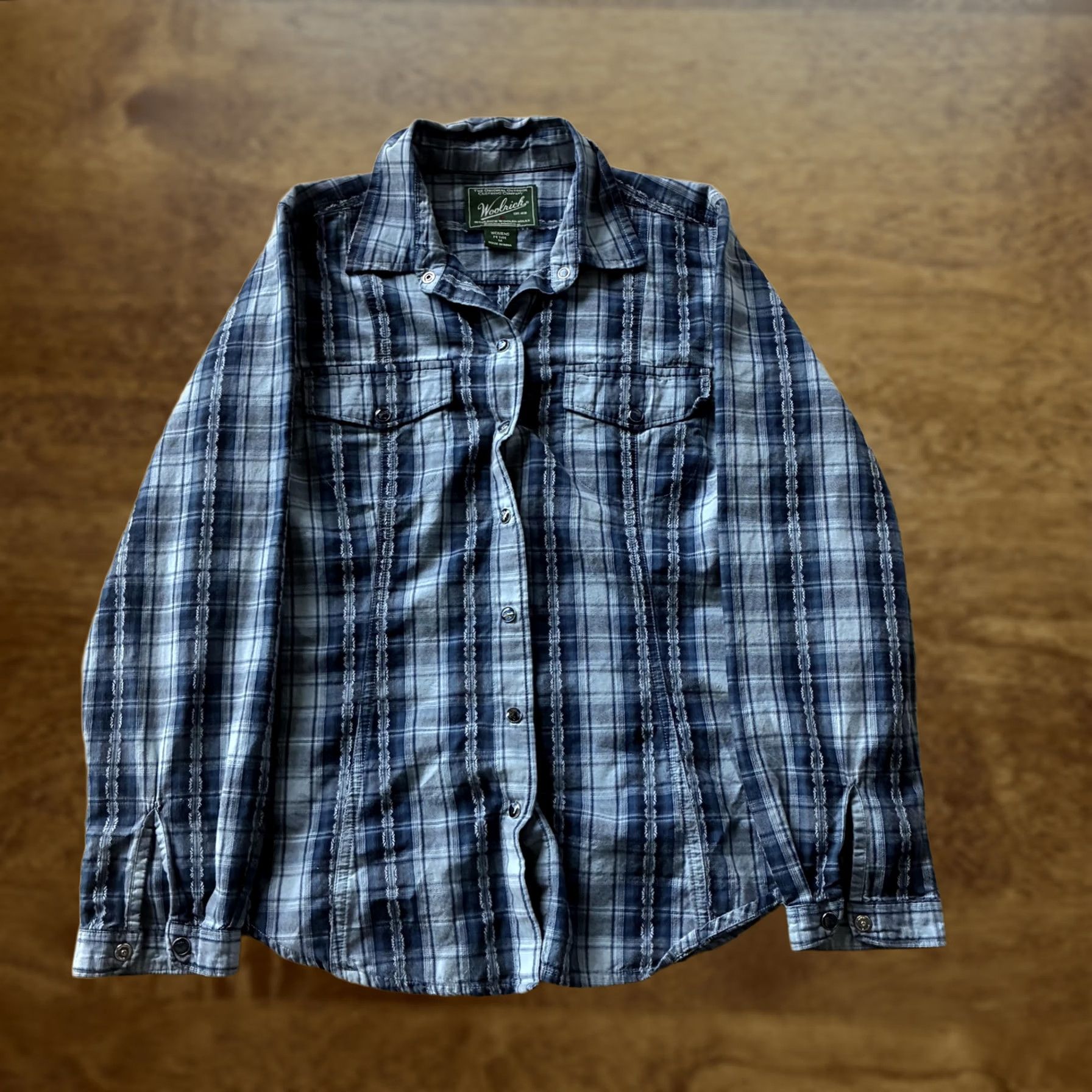 Vintage Woolrich Shirt Womens Petite M Blue Plaid Flannel Button-Up Long Sleeve Casual Fall Women's Petite M Shirt Size M / US 6-8 / IT 42-44 - 1 Thumbnail