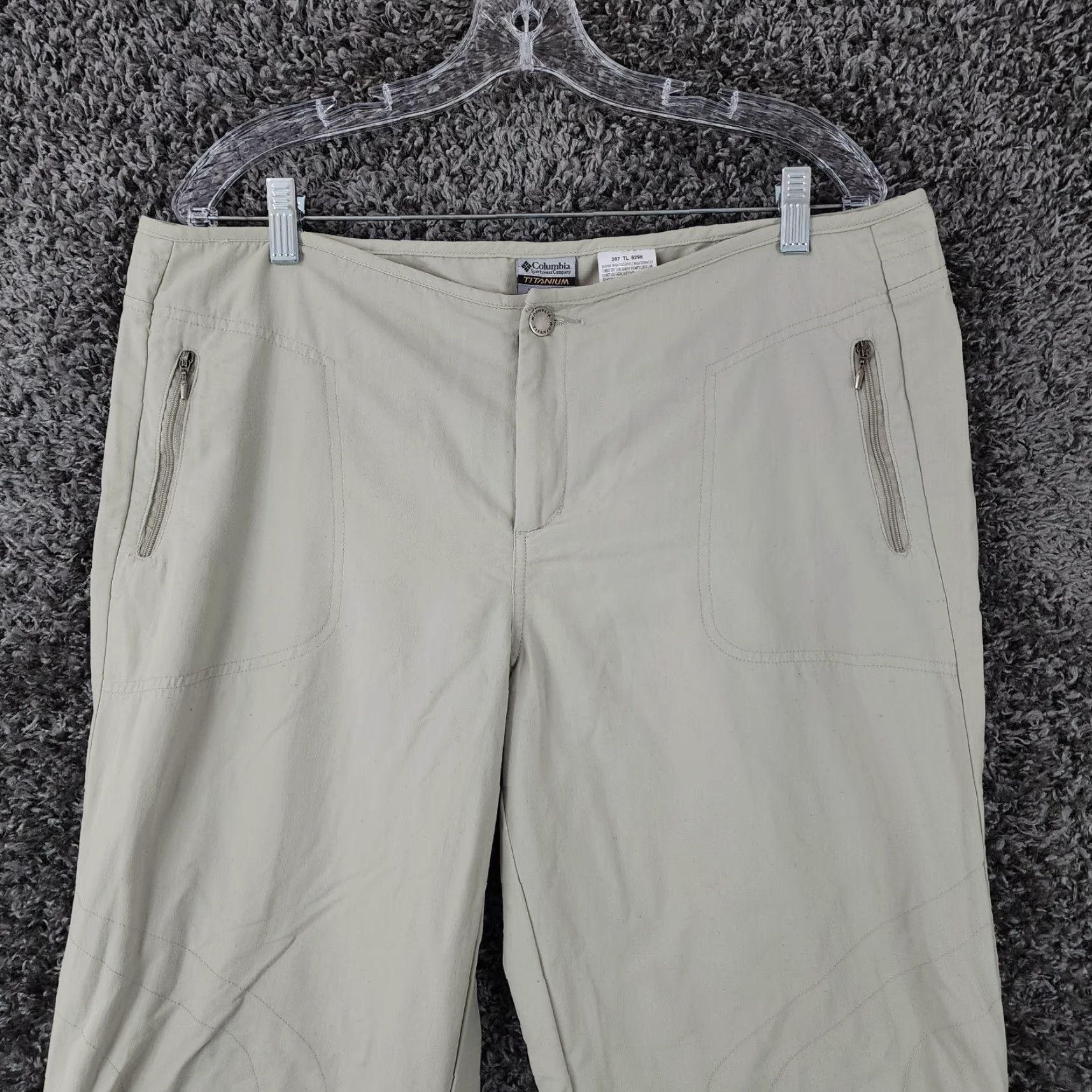 Vintage VINTAGE Columbia Nylon Pants Womens 14 Short Outdoor Beige Chino Size 36" / US 14 / IT 50 - 2 Thumbnail