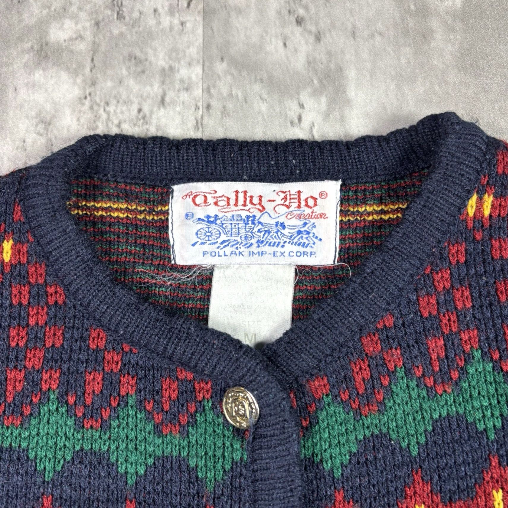 Vintage VINTAGE Women’s Cardigan Knit Sweater Red Striped Abstract 1990s Adult Medium Mens Womens Boys Girls Size M / US 6-8 / IT 42-44 - 5 Thumbnail