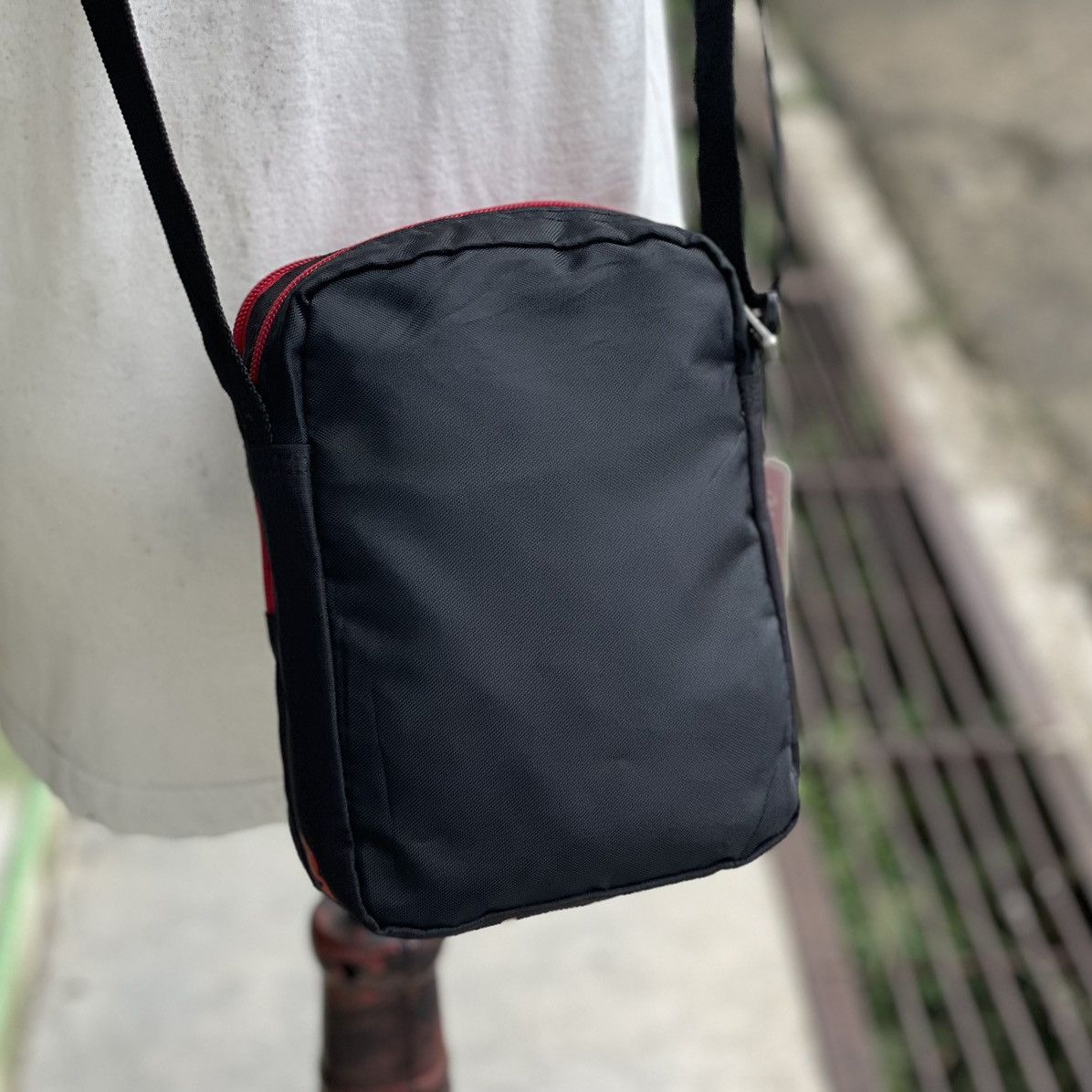 Champion STREET STYLE CHAMPION CROSSBODY Size ONE SIZE - 4 Thumbnail