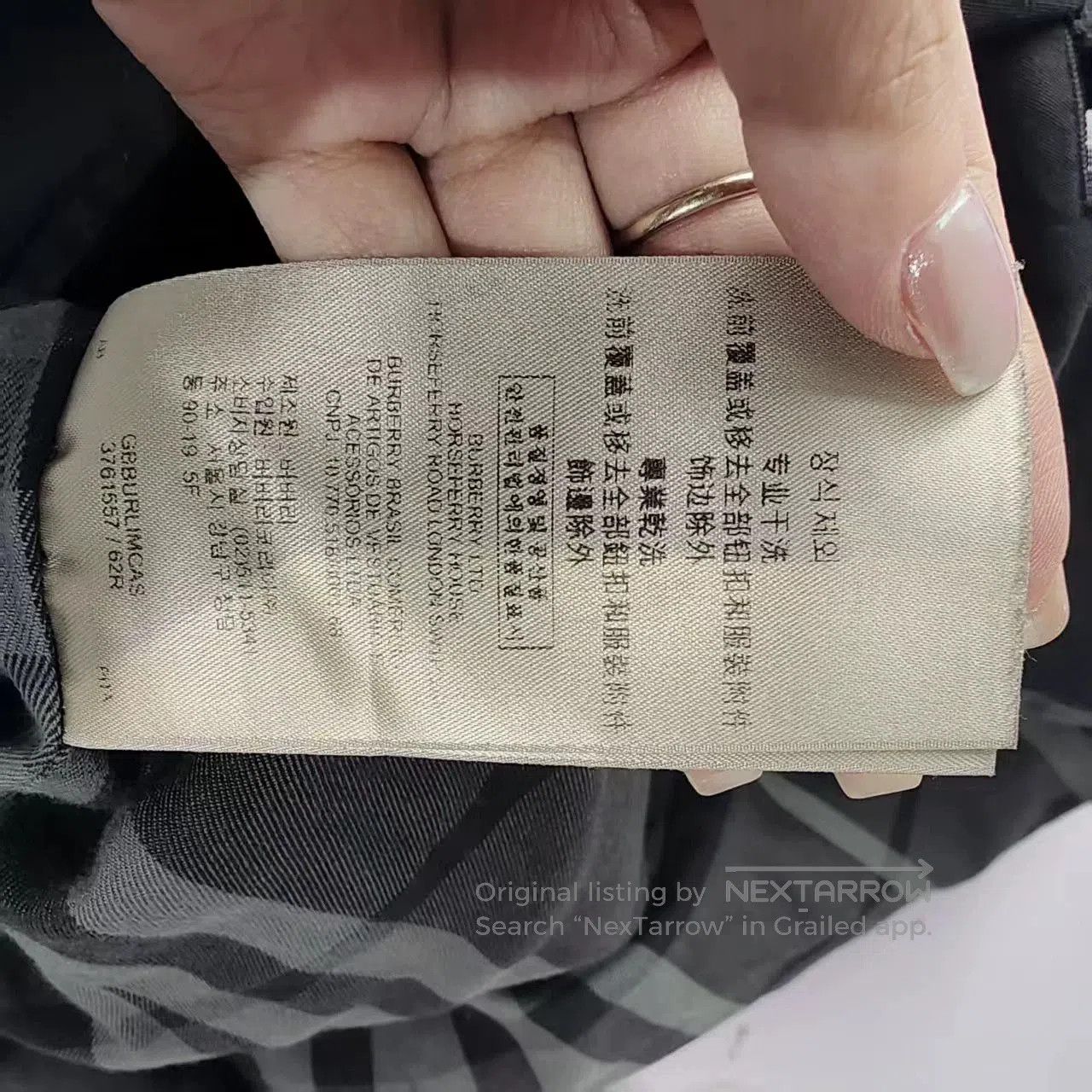 Burberry burberry kensington trench coat size 46r. Size US S / EU 44-46 / 1 - 9 Thumbnail