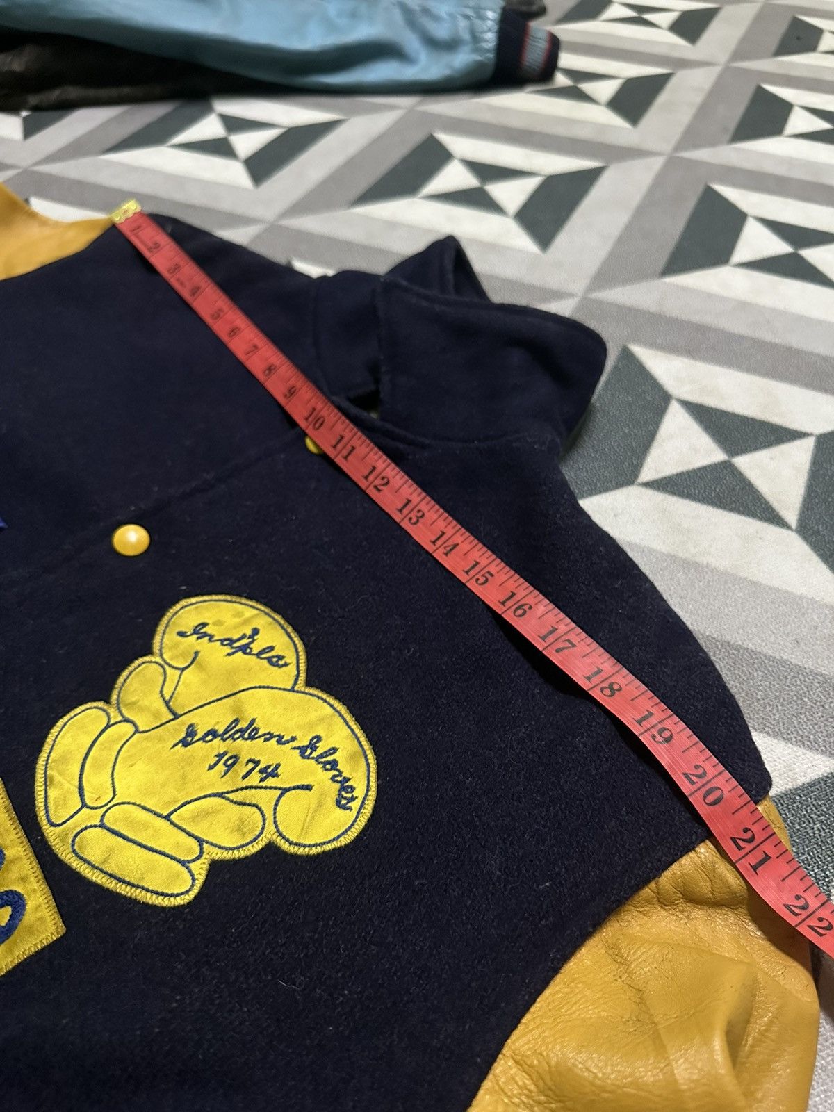 Vintage Vtg Indianapolis golden gloves champion 1974 varsity jacket Size US L / EU 52-54 / 3 - 10 Thumbnail