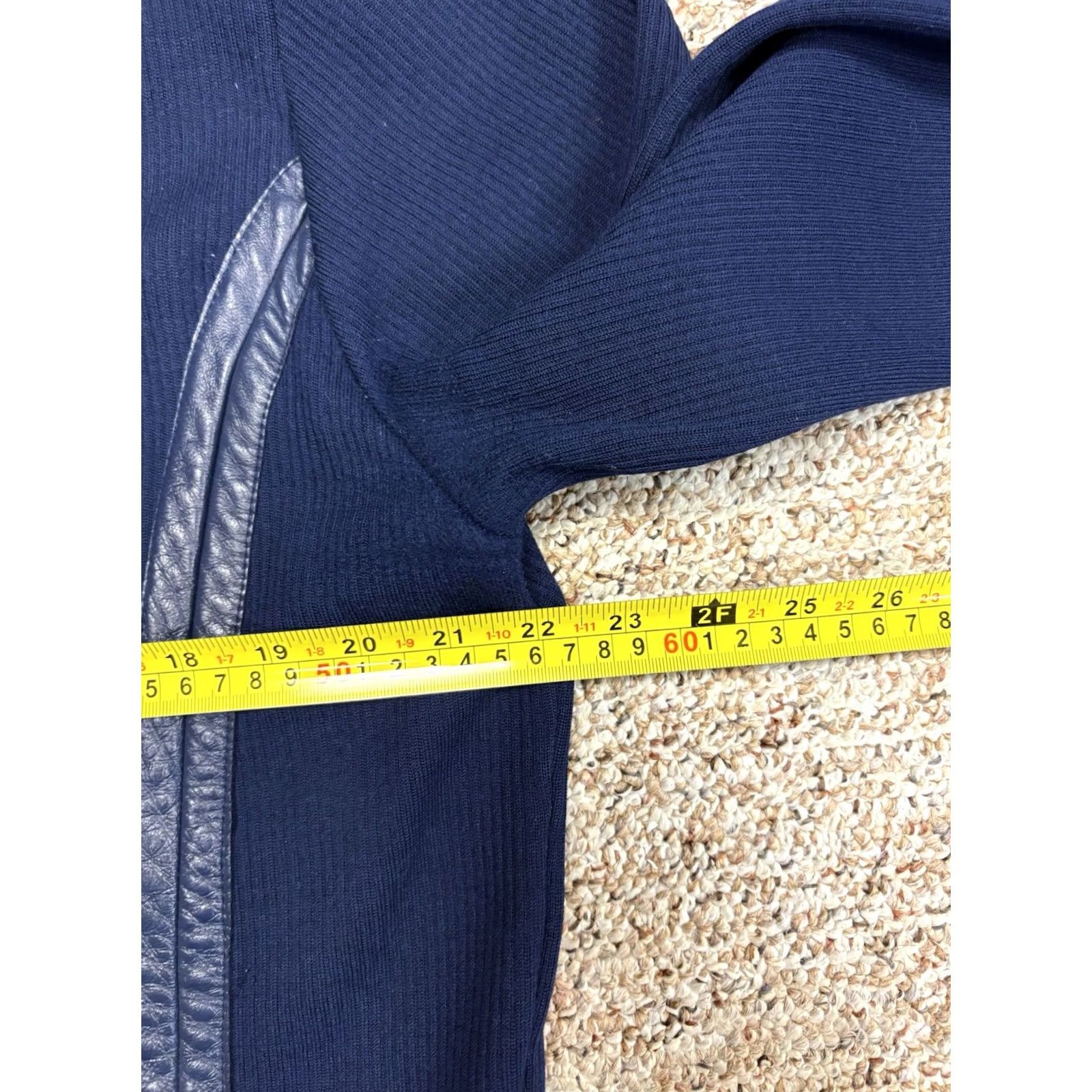 Avenue VINTAGE Saks Fifth Avenue SweatEr Navy Blue 100% Wool Size XL Full Zip Women Holidays Christmas Winter Ski Y2K Size XL / US 12-14 / IT 48-50 - 8 Thumbnail