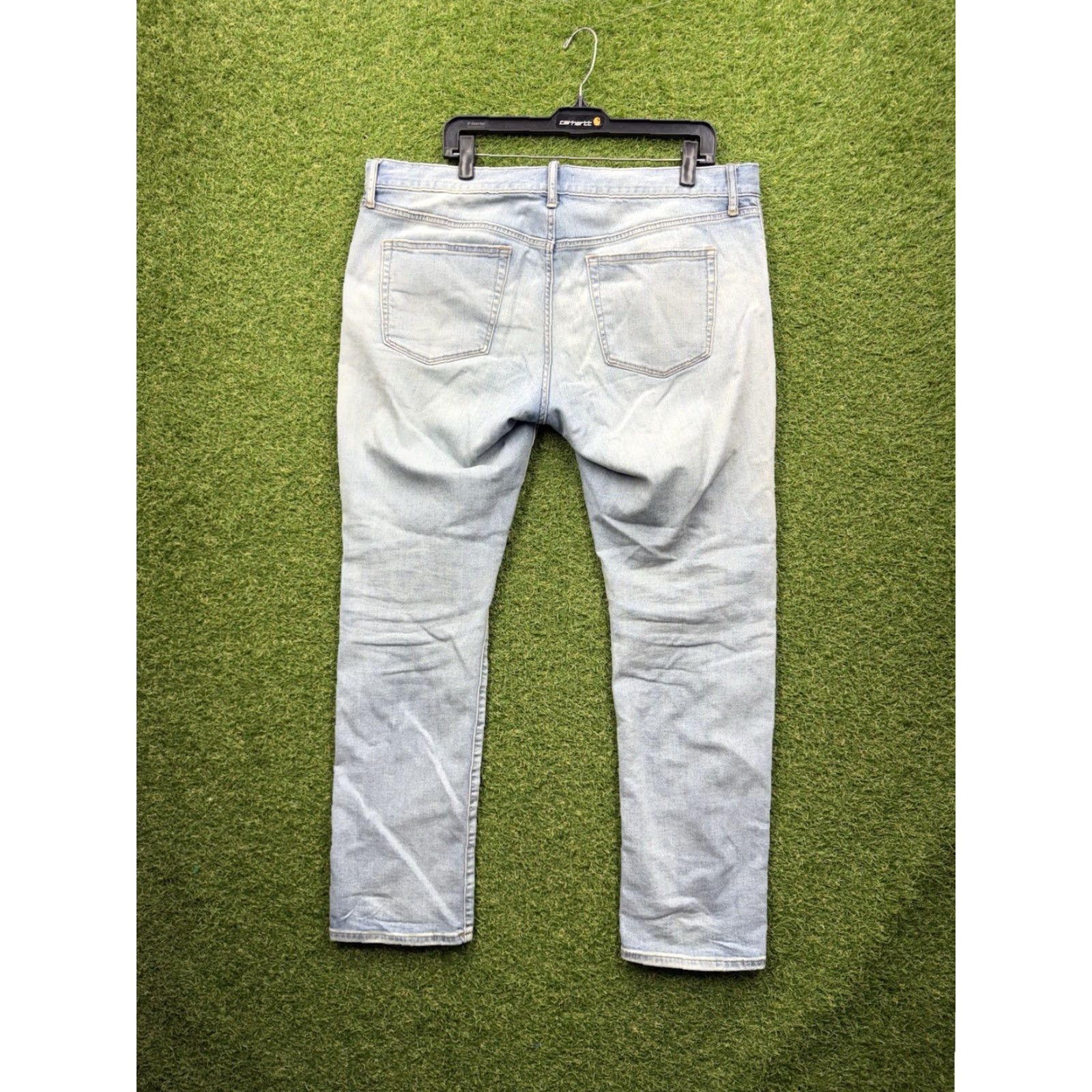 Uniqlo Uniqlo Jeans Mens 38 Relaxed Tapered Fit Blue Denim Light Wash 5-Pocket USA Logo Cowboy USA 1950s? Size US 38 / EU 54 - 2 Thumbnail