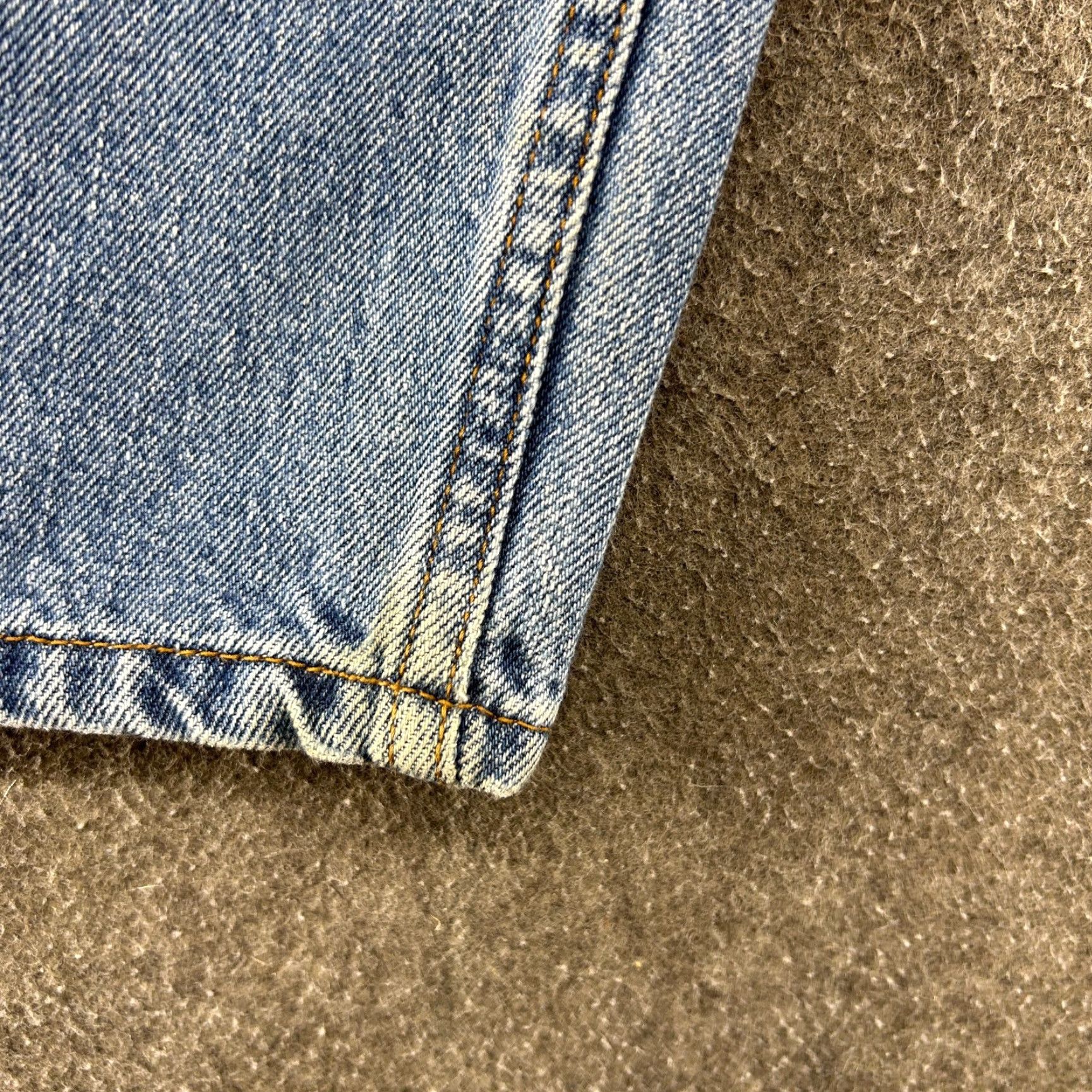 Levi's Levi's 505 Jeans Regular Men 34x30 Blue Medium Wash Cotton Denim Straight Size US 34 / EU 50 - 5 Thumbnail