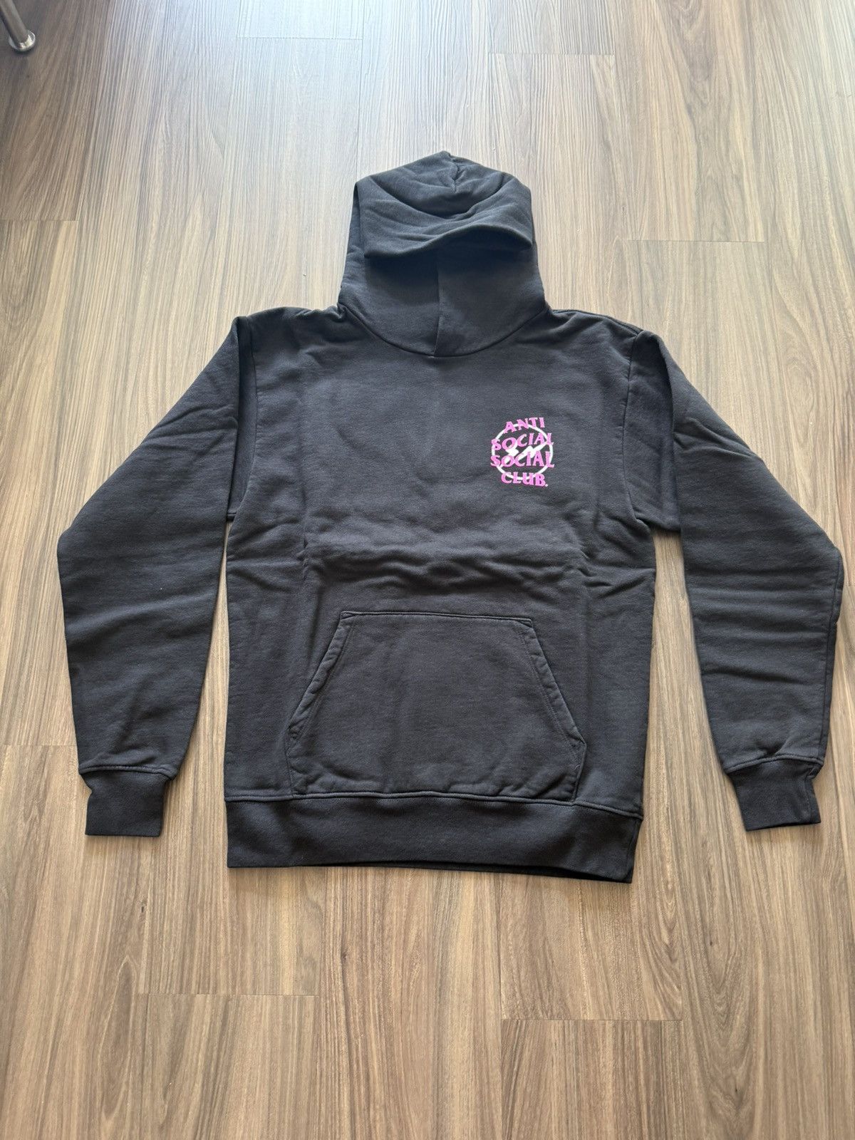 Anti Social Social Club × Fragment Design ASSC x Fragment Design Half Tone Logo Hoodie Black/Pink - S Size US S / EU 44-46 / 1 - 1 Thumbnail