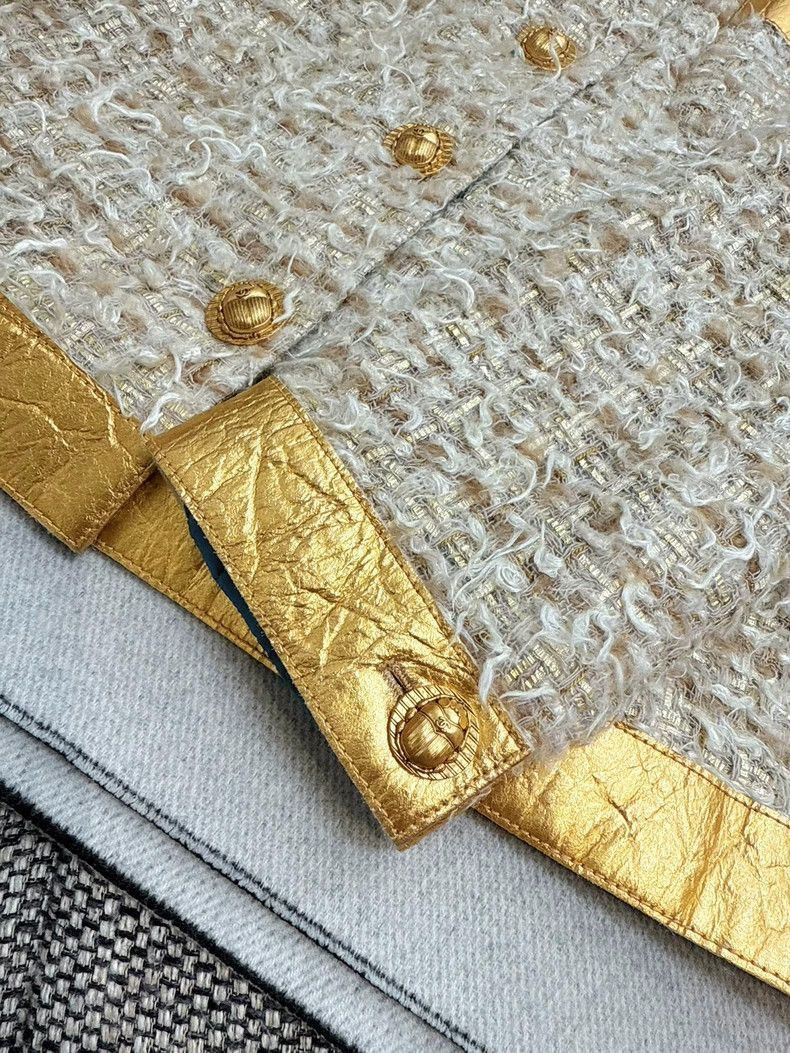 Chanel Chanel 19A Egyptian Gold Pineapple Jacket Size L / US 10 / IT 46 - 5 Thumbnail