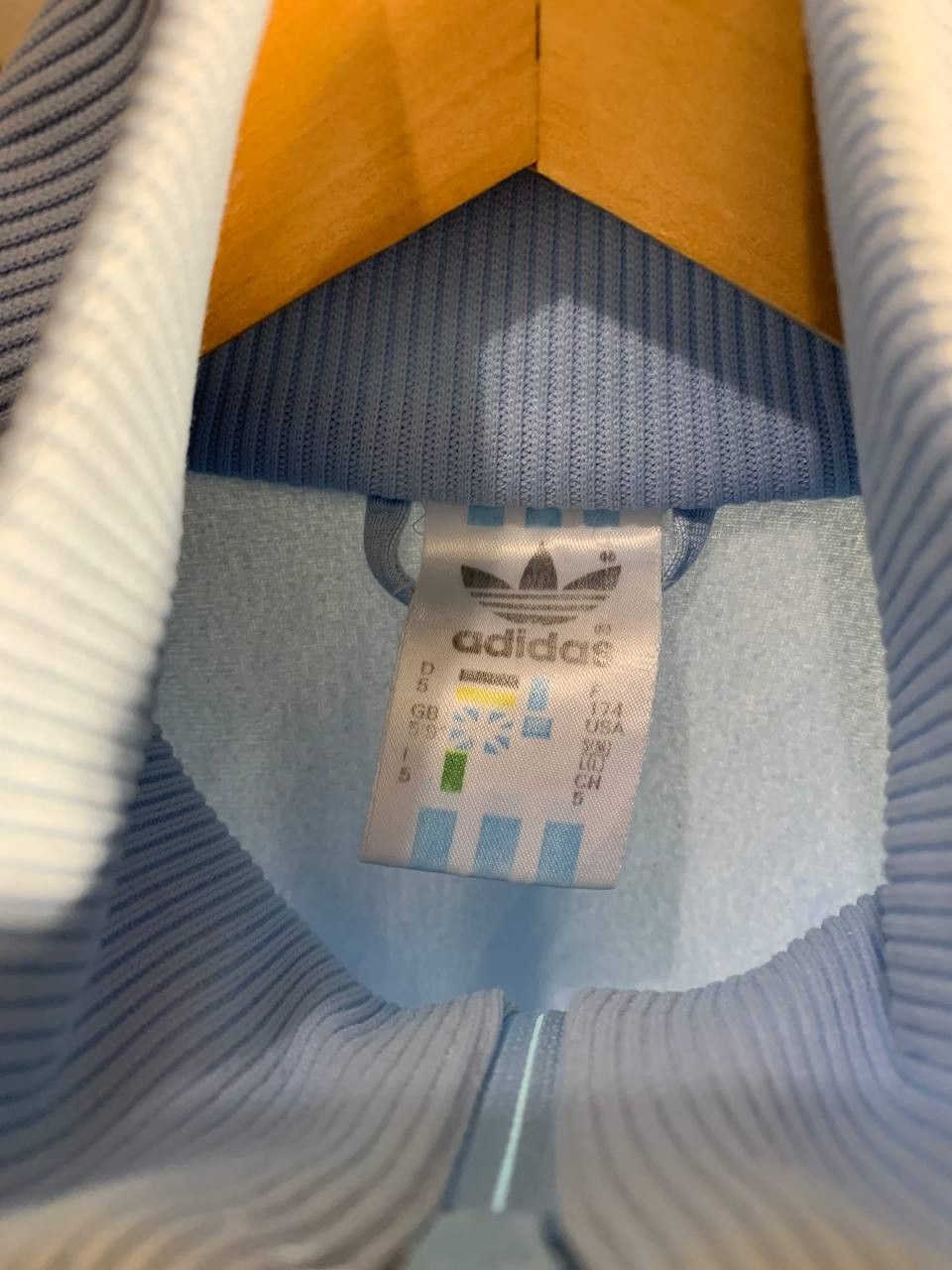 Adidas Vintage Adidas Original Equipment Retro Track Jacket Y2K 90s Size US S / EU 44-46 / 1 - 3 Thumbnail
