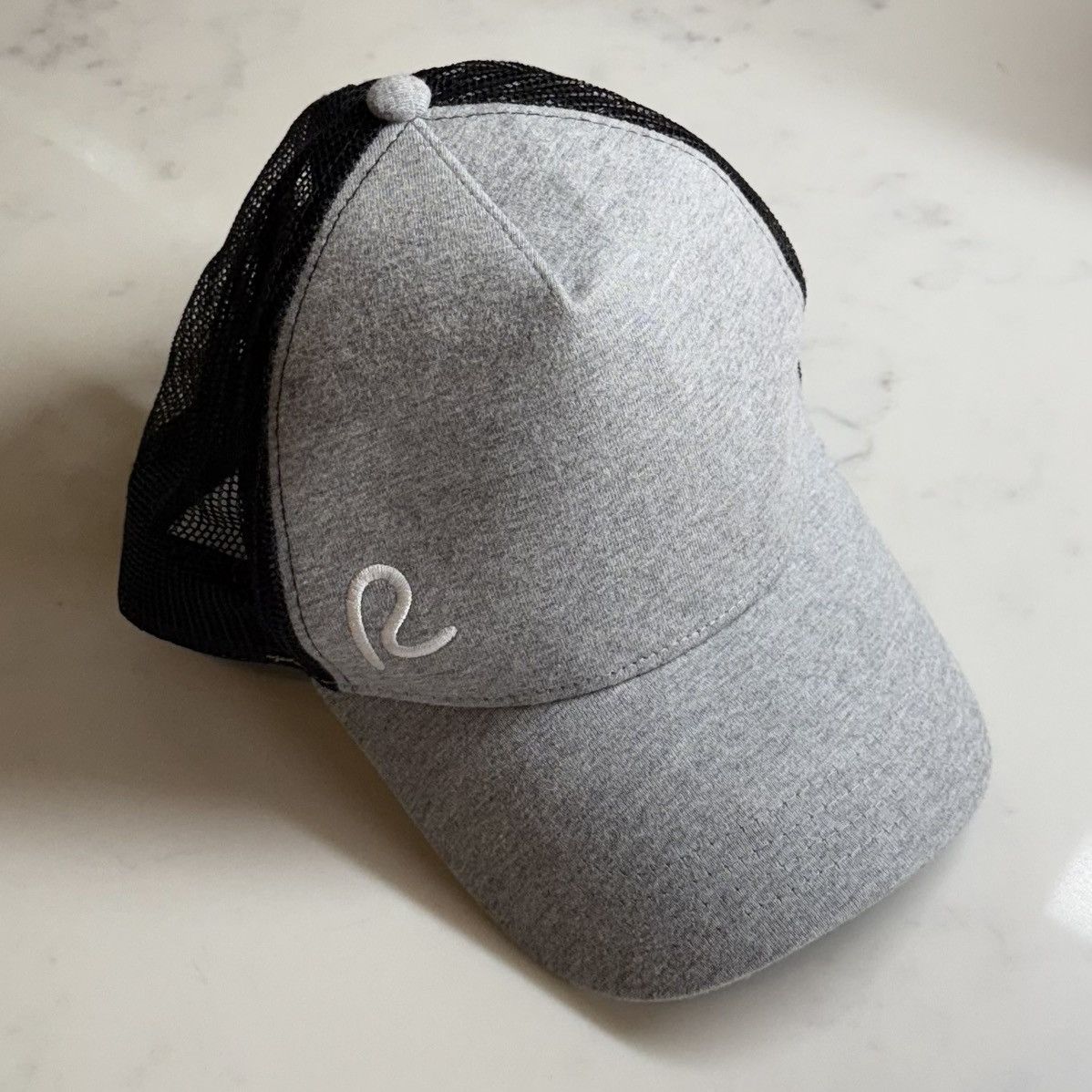 Other Rewired Foam R Trucker Cap Snapback Grey Black Hat Size ONE SIZE - 1 Thumbnail