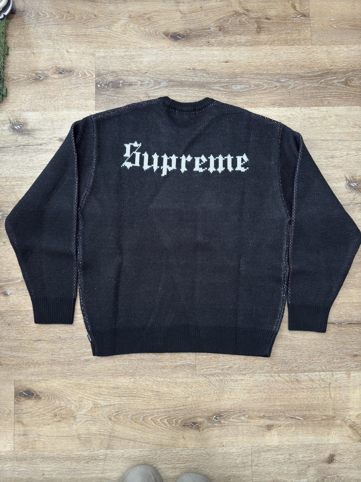 Supreme Supreme Snow White Sweater Black | Grailed