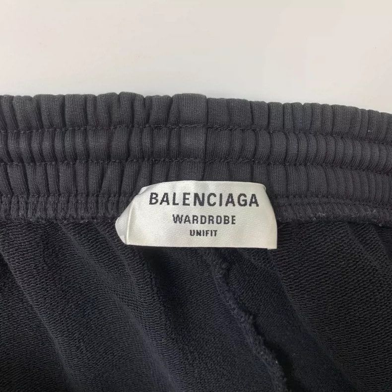 Balenciaga Balenciaga size XS Black embroidered logo shorts Size US 27 - 2 Thumbnail