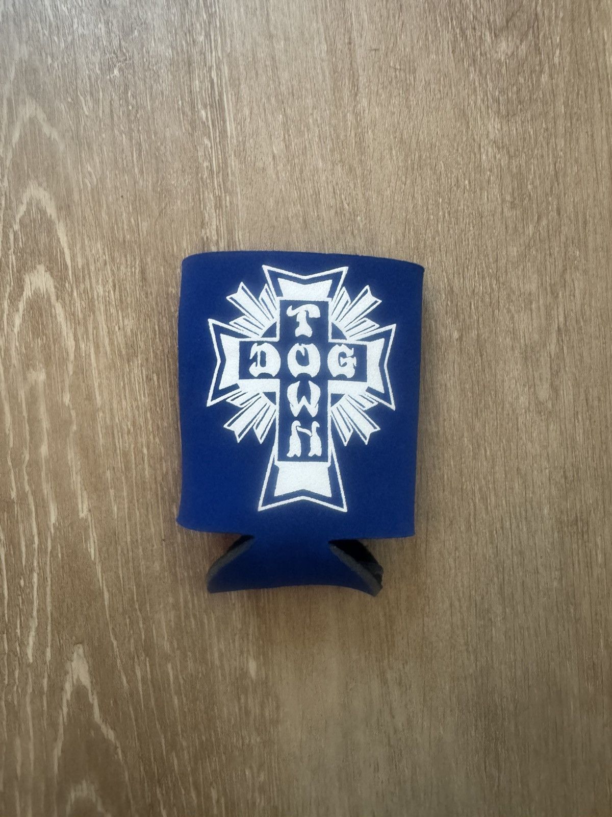 Dogtown × Vintage Dogtown Graffiti Tag Cross Beer Coozie in Blue New Size ONE SIZE - 3 Thumbnail