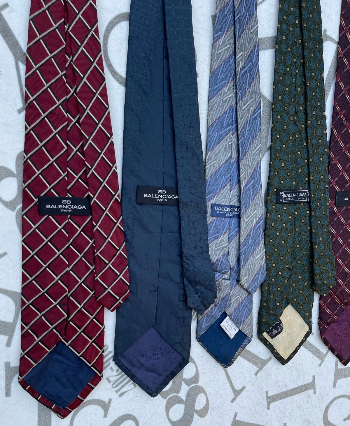 Balenciaga 🔥VINTAGE BALENCIAGA NECKTIE/TIE BUNDLE COMBO 5 PCS Size ONE SIZE - 5 Thumbnail