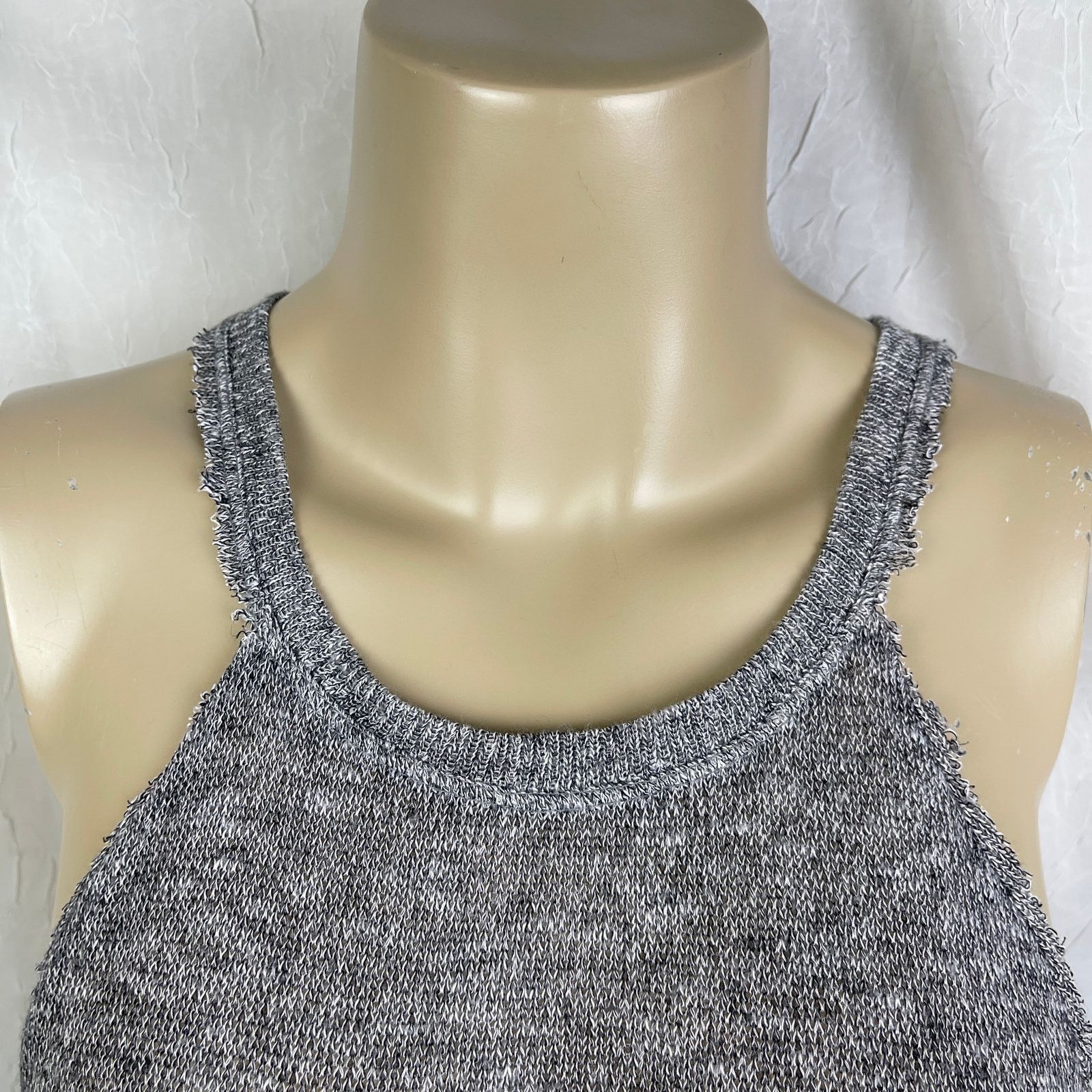 Pink Victoria’s Secret PINK Gray Slouchy Sheer Tank Top Sequins Size M / US 6-8 / IT 42-44 - 2 Thumbnail