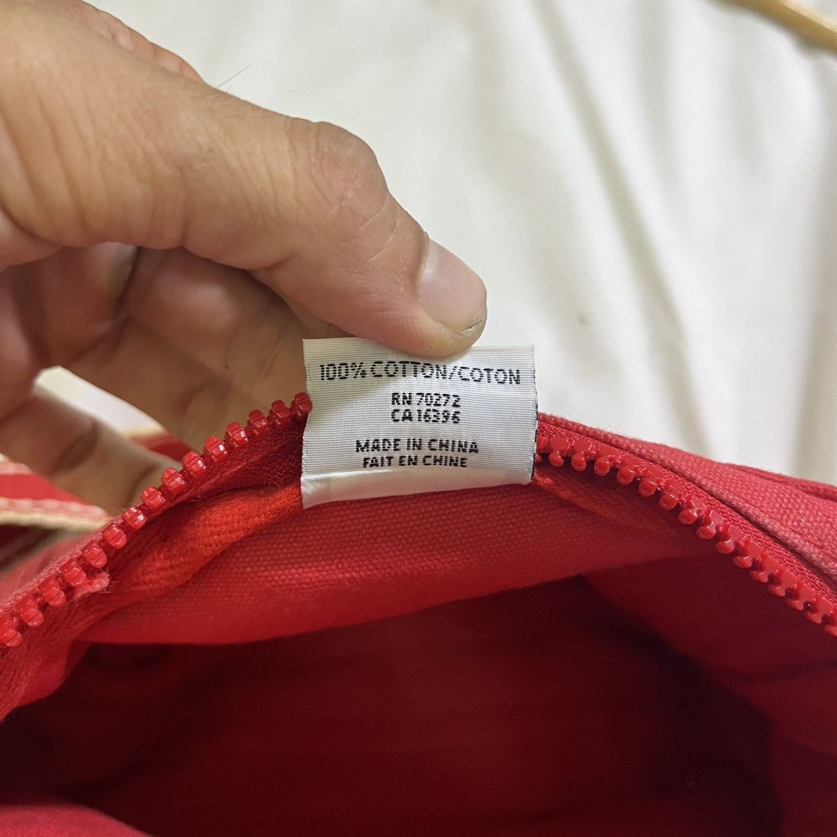 Liz Claiborne LIZ CLAIBORNE DUCK CANVAS SHOULDER BAG Size ONE SIZE - 4 Thumbnail