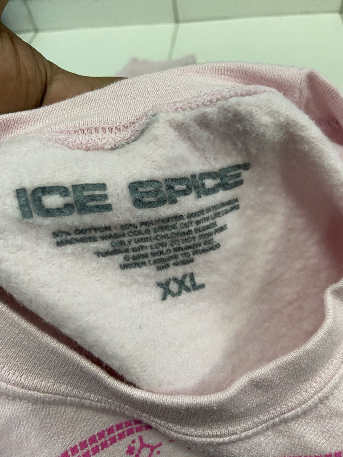 Band Tees ICE SPICE NAUGHTY OF SPICE AMERICAN RAPPER CREWNECK Size US XXL / EU 58 / 5 - 10 Thumbnail