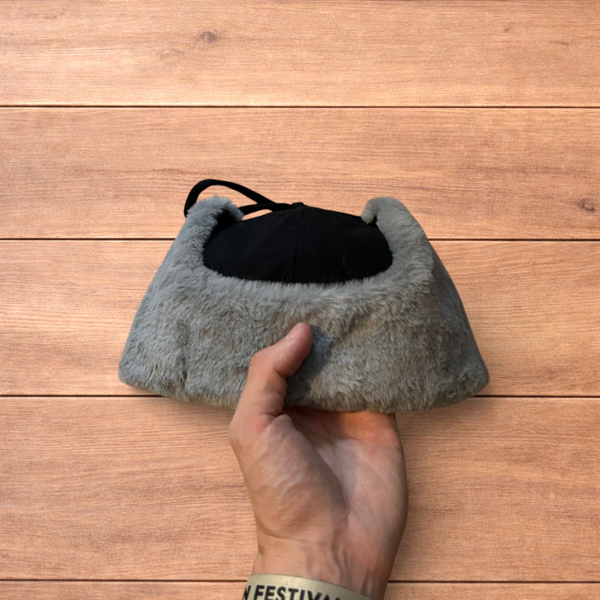 Japanese Brand Russian trapper ear flap hat in black/grey colour way. Size ONE SIZE - 6 Thumbnail