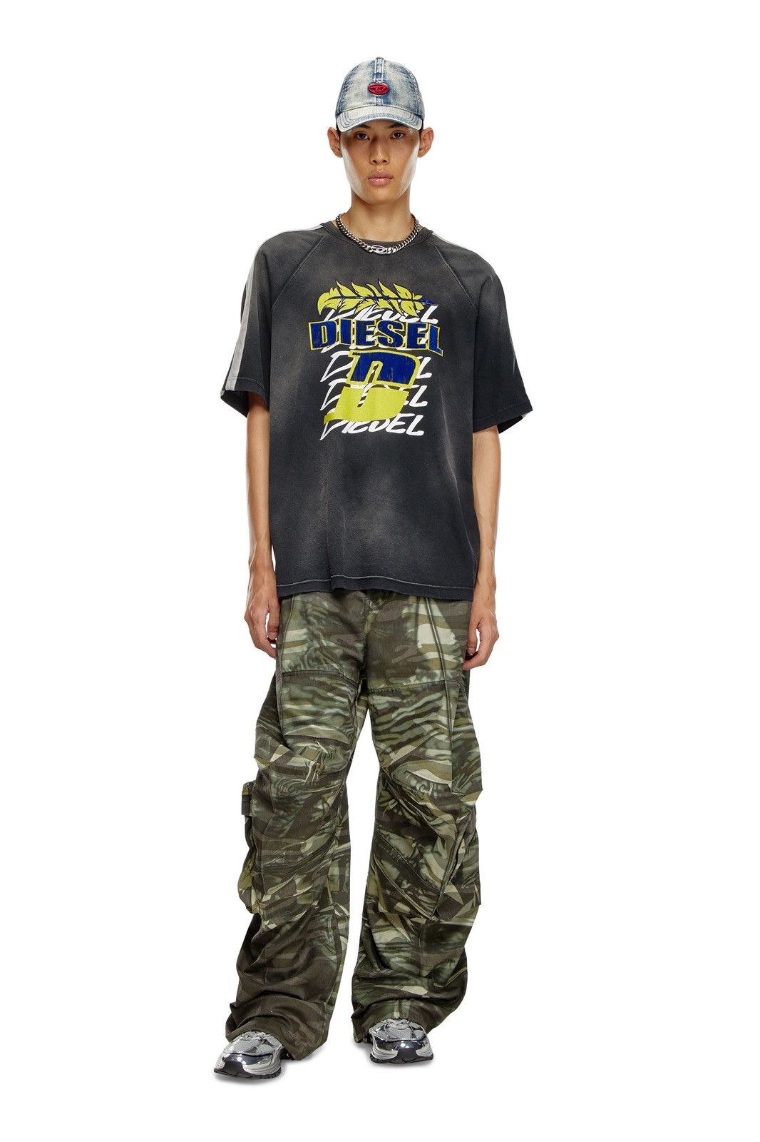 Diesel Diesel Creased Camo cargo Pants Size US 31 - 7 Thumbnail