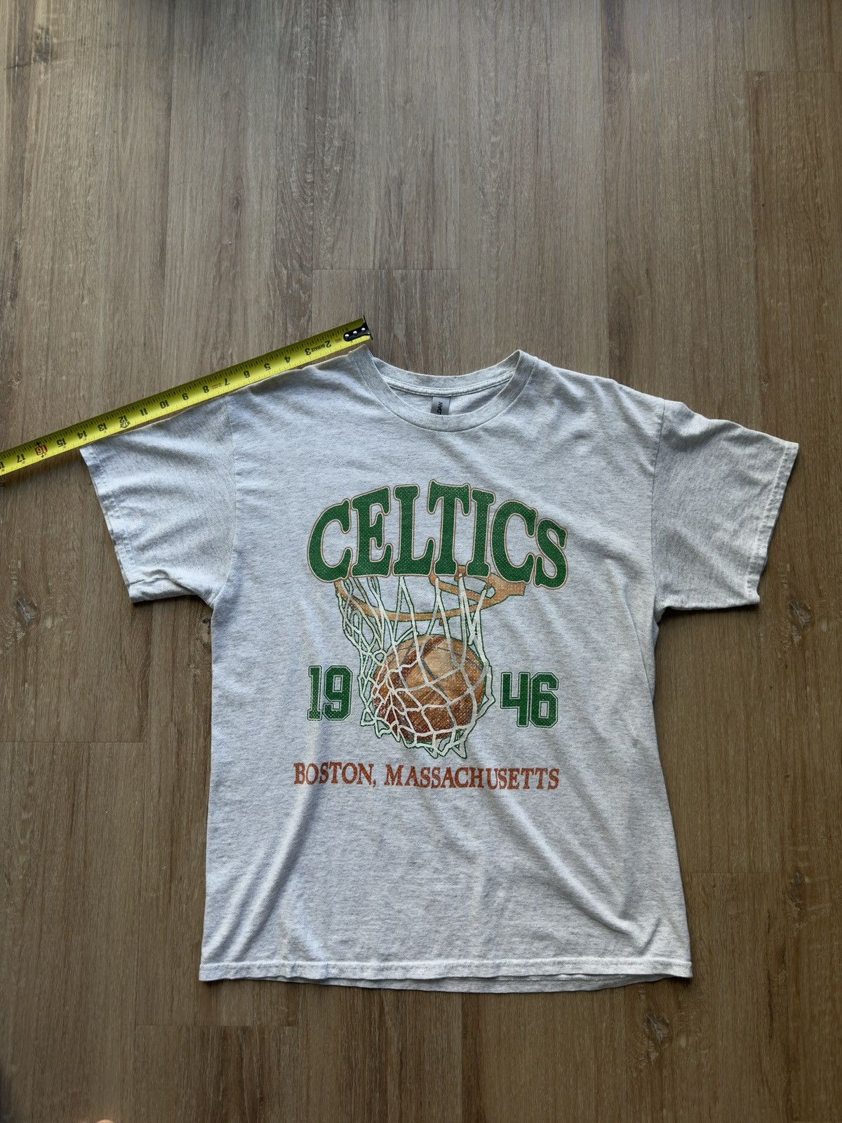 Gildan Vintage Boston Celtics T-Shirt Size US L / EU 52-54 / 3 - 5 Thumbnail