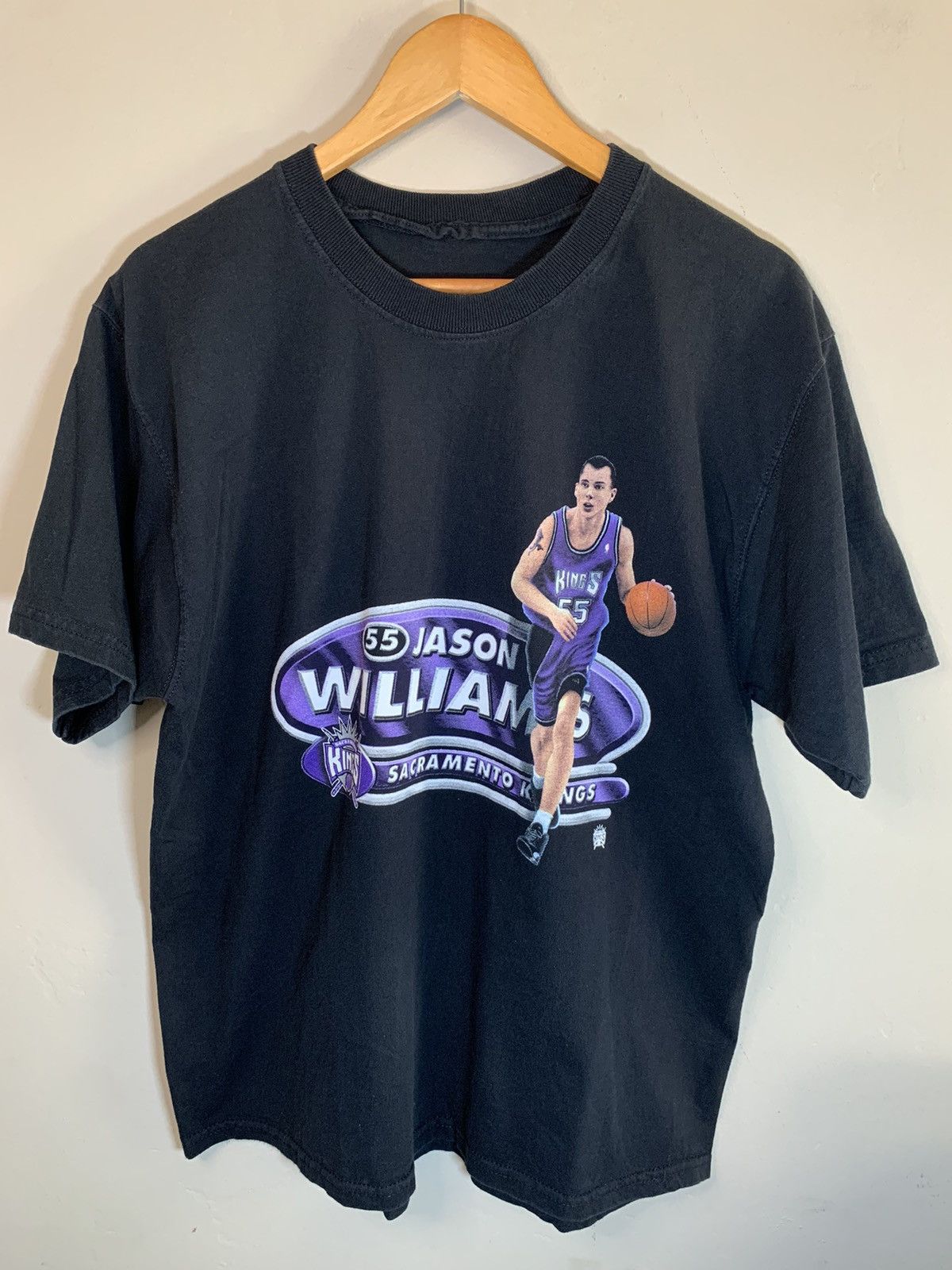 NBA × Vintage *RARE* Vintage 90s Jason Williams Sacramento Kings NBA Shirt Size US XL / EU 56 / 4 - 1 Thumbnail