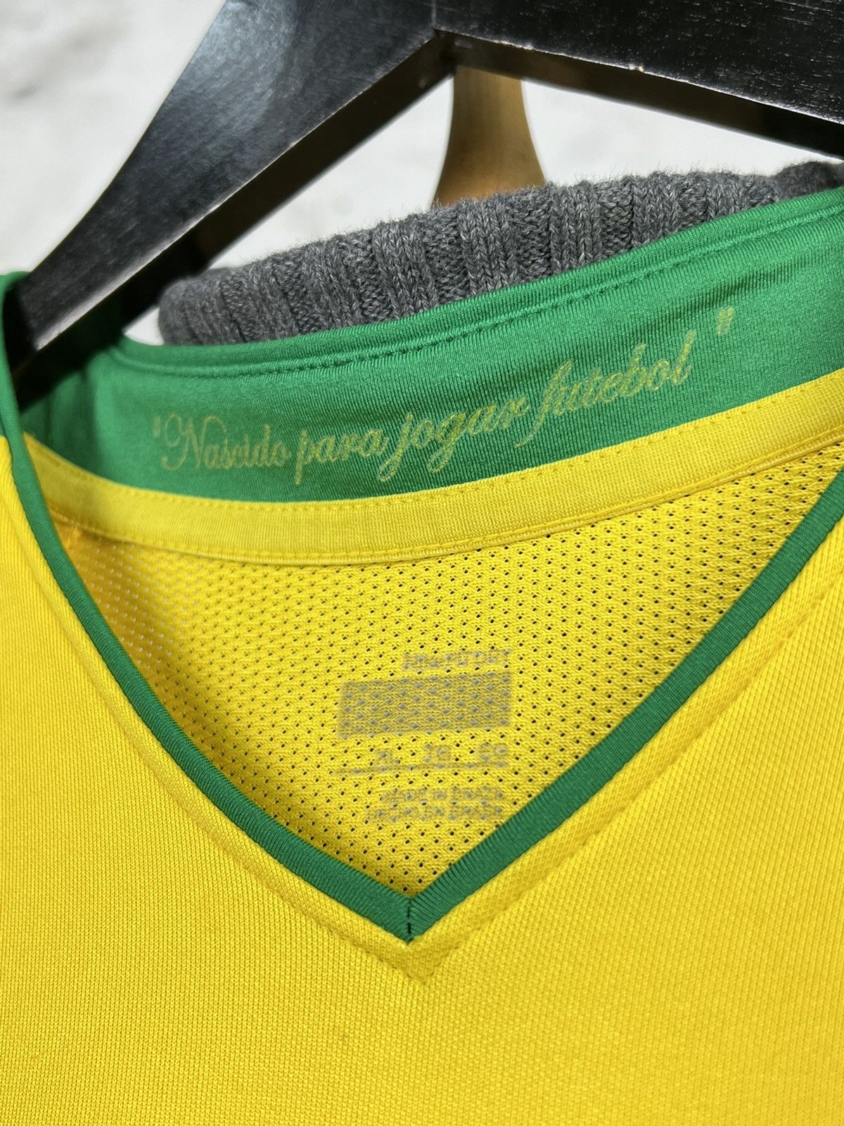 Nike Vintage Nike Brazil National Team Jersey 9 Size L - XL Size US XL / EU 56 / 4 - 6 Thumbnail