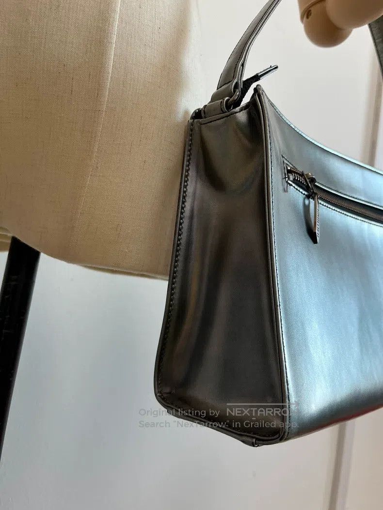 Jean Paul Gaultier Jean Paul Gaultier Silver Gun Flower Handbag Sling Bag Size ONE SIZE - 6 Thumbnail
