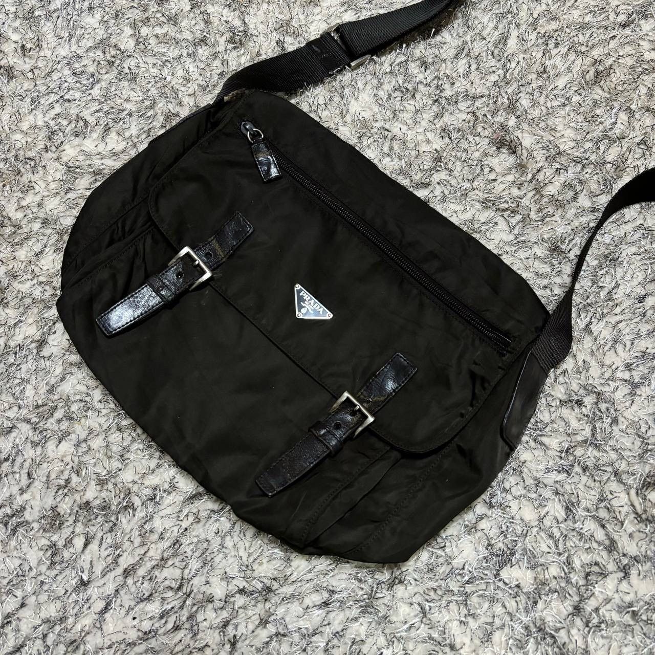 Prada Vtg Prada Vela Nylon Messenger Bag Black Buckle Crossbody Size ONE SIZE - 4 Thumbnail