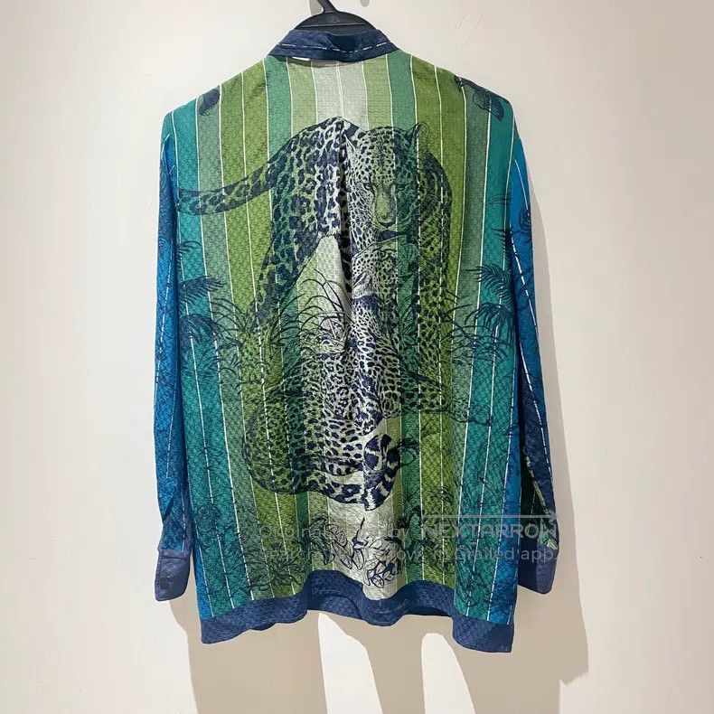 Hermes Hermes Turquoise leopard pattern shirt Size XS / US 0-2 / IT 36-38 - 3 Thumbnail